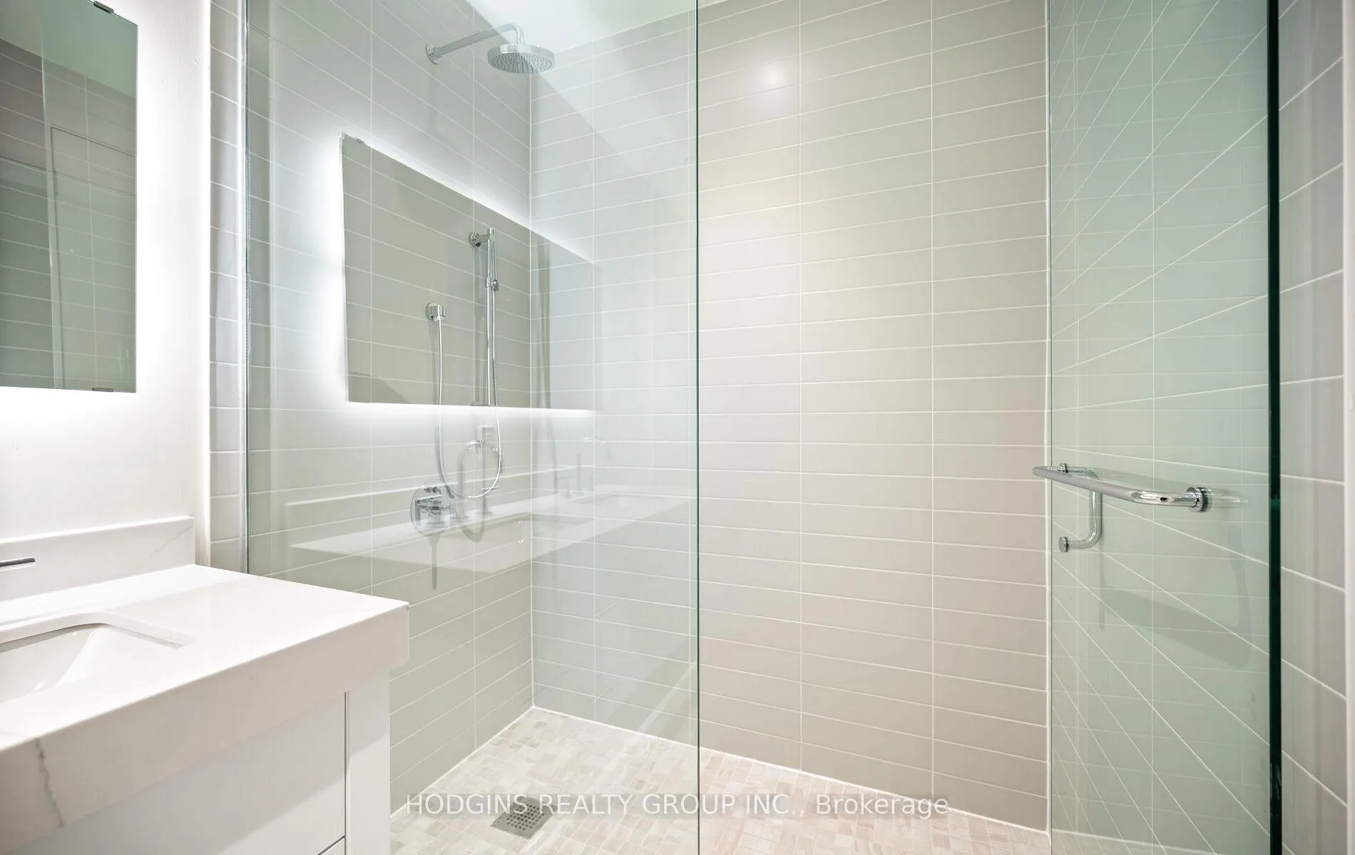 Photo 22 of Unit 414, 123 Maurice Drive, Oakville, Central — HOMEH
