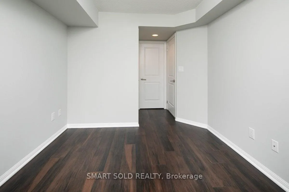Photo 10 of Unit 2310, 400 Adelaide Street, Toronto, Moss Park — HOMEH