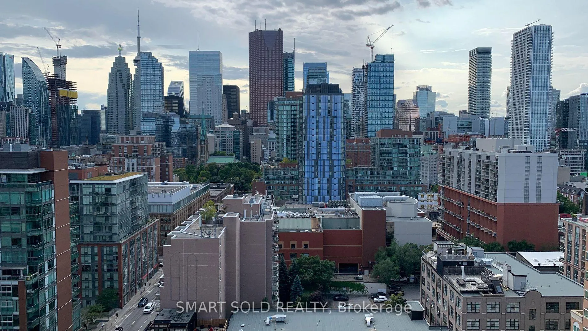 Photo 16 of Unit 2310, 400 Adelaide Street, Toronto, Moss Park — HOMEH