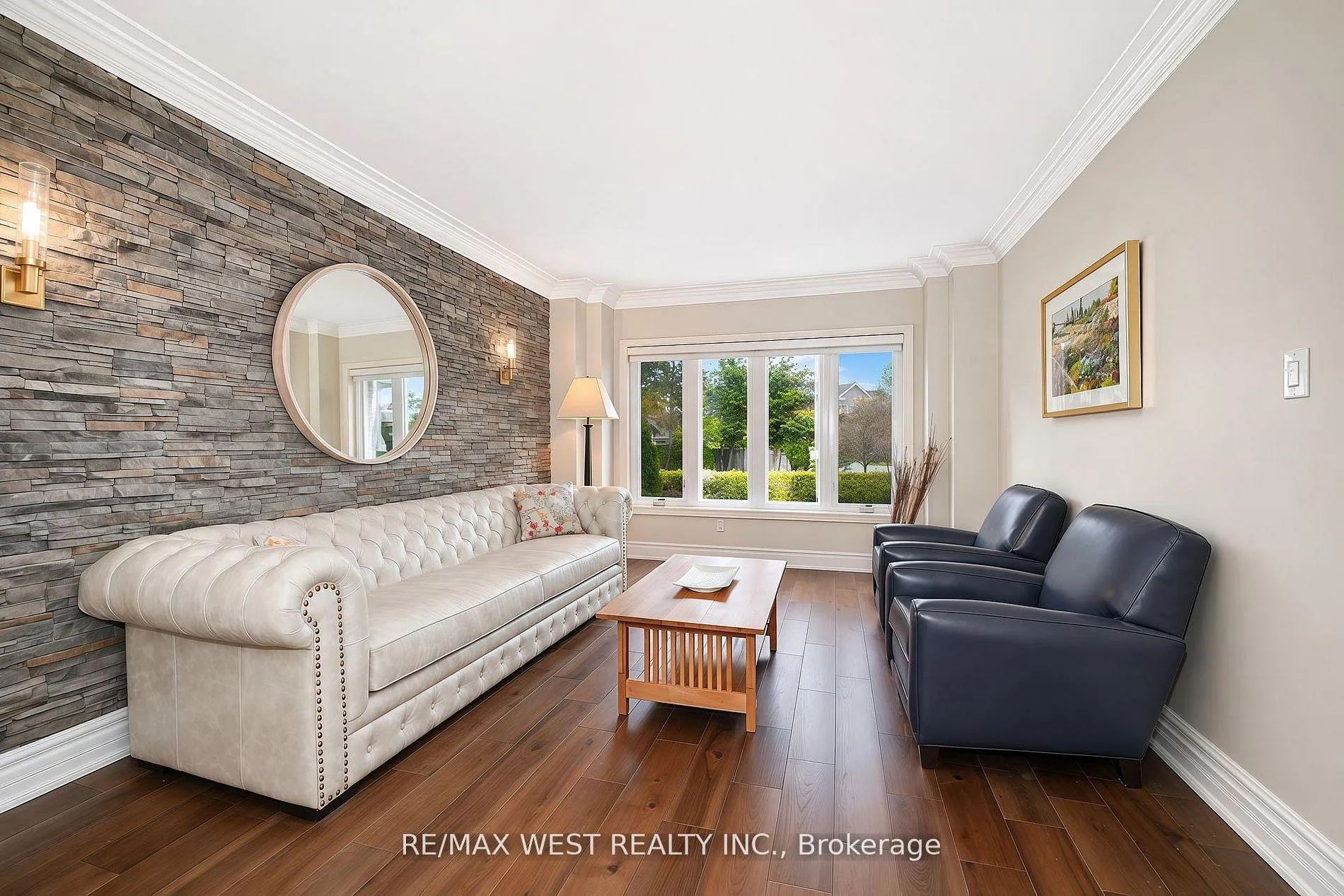 Photo 4 of 31 Garriock Court, Vaughan, Islington Woods — HOMEH