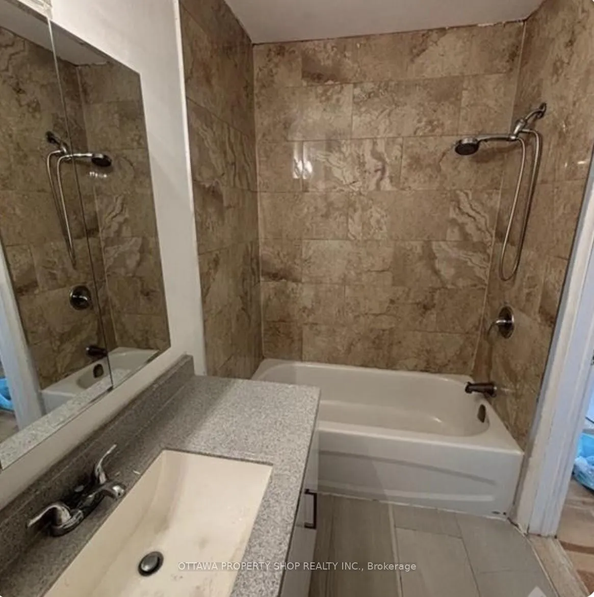 Photo 4 of Unit 185, 825 Cahill Drive W, Ottawa, Hunt Club — HOMEH