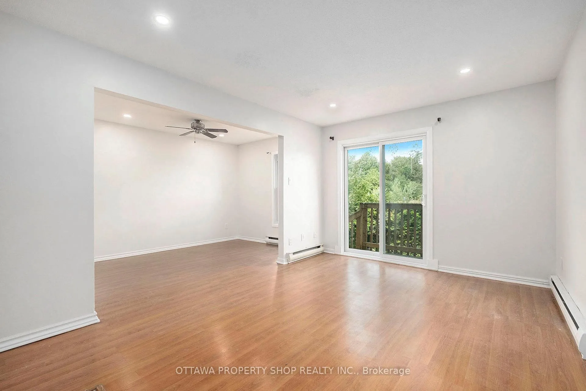 Photo 5 of Unit 185, 825 Cahill Drive W, Ottawa, Hunt Club — HOMEH