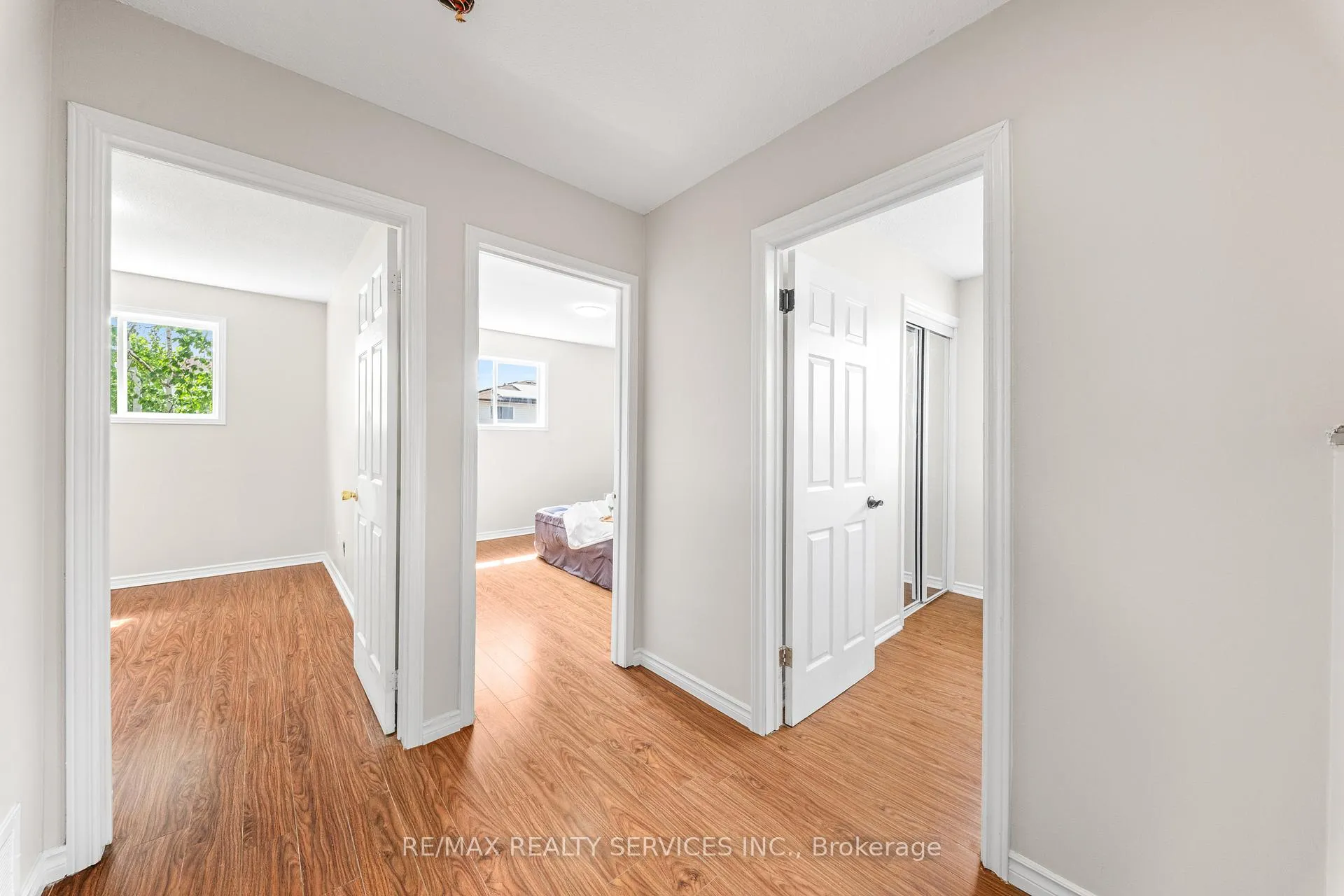 Photo 18 of 62 Horne Drive, Brampton, Brampton North — HOMEH