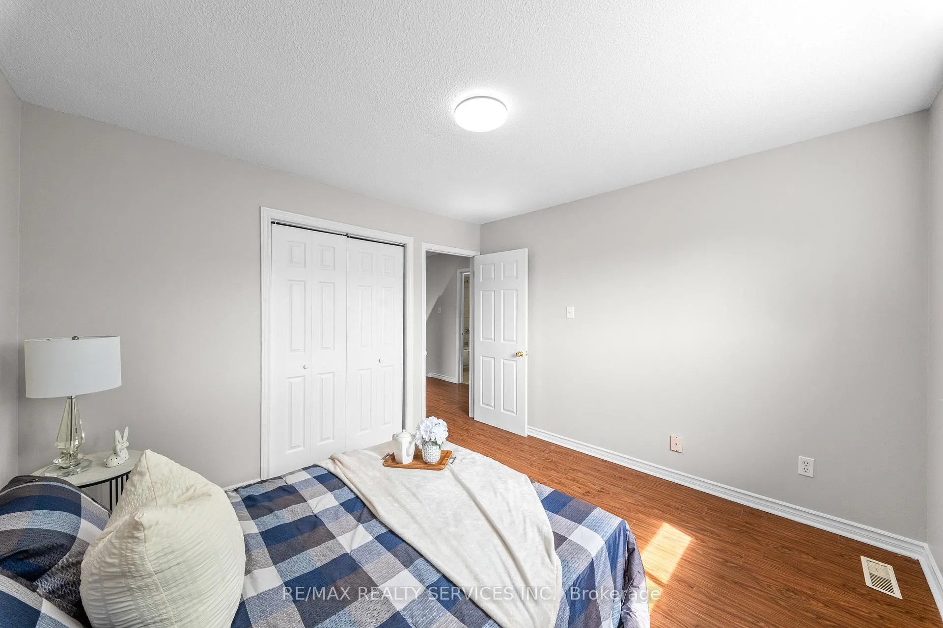 Photo 20 of 62 Horne Drive, Brampton, Brampton North — HOMEH