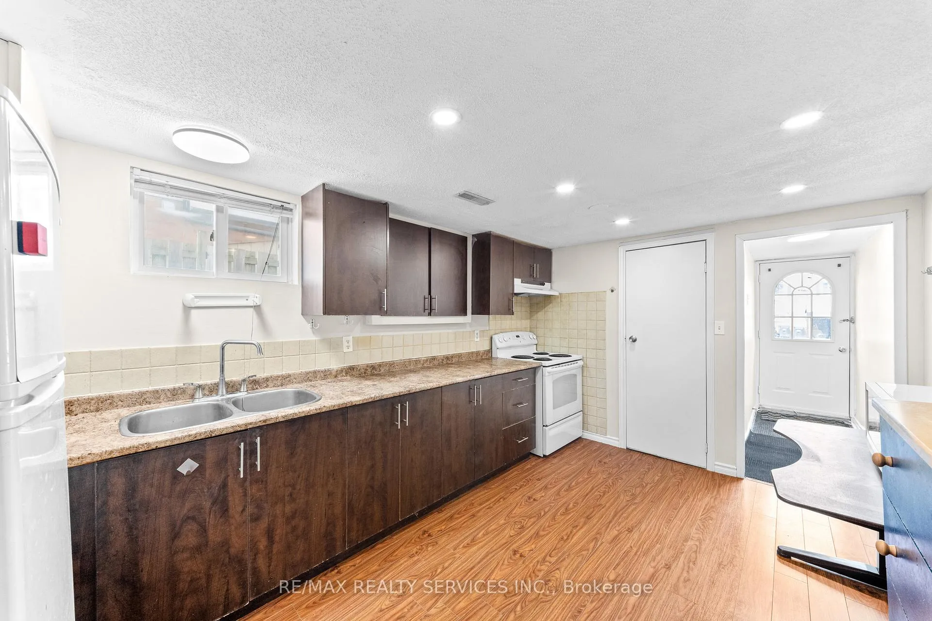 Photo 35 of 62 Horne Drive, Brampton, Brampton North — HOMEH