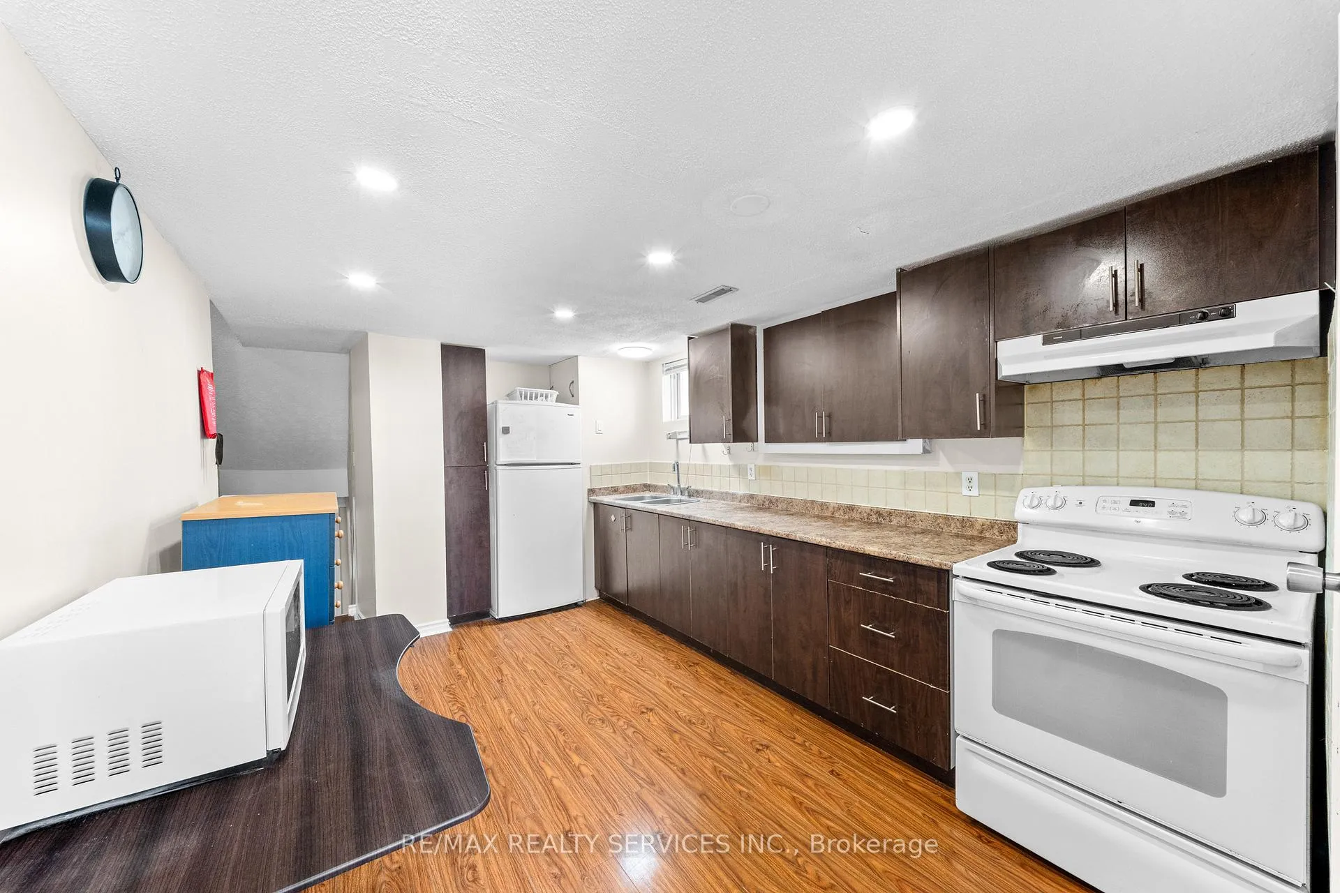 Photo 37 of 62 Horne Drive, Brampton, Brampton North — HOMEH