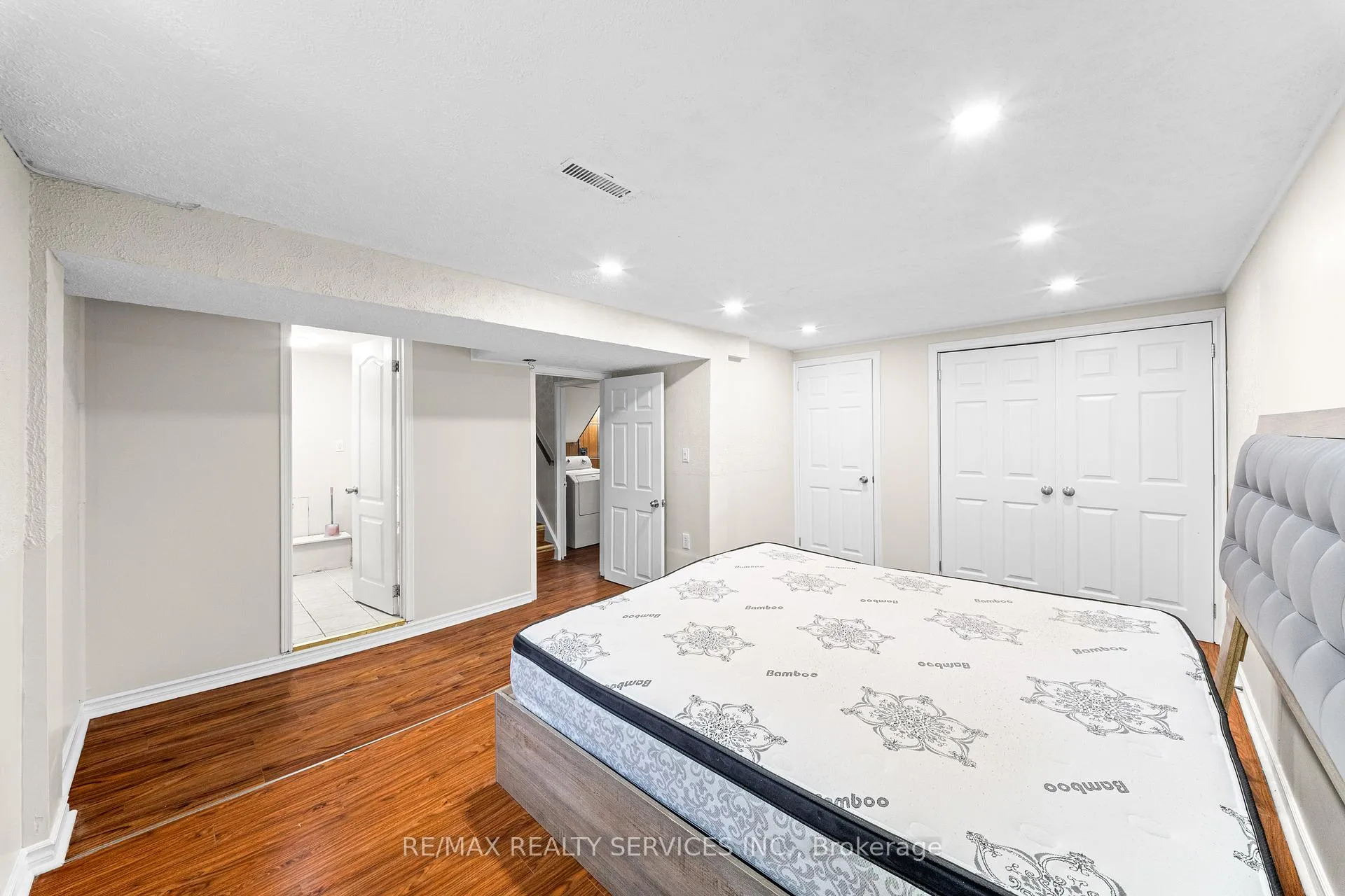 Photo 40 of 62 Horne Drive, Brampton, Brampton North — HOMEH