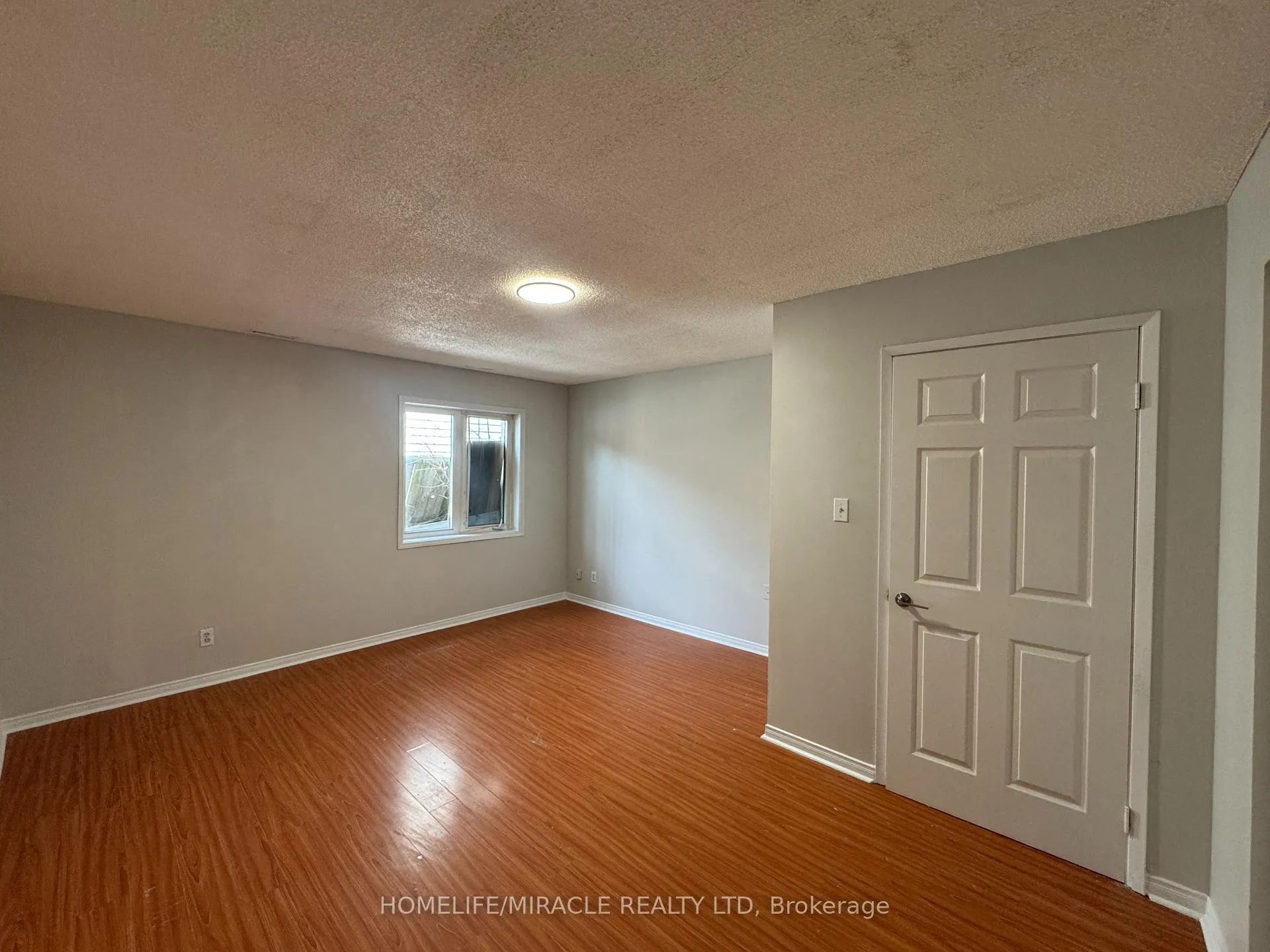Photo 9 of Unit 3, 565 Kennedy Road, Scarborough, Kennedy Park — HOMEH
