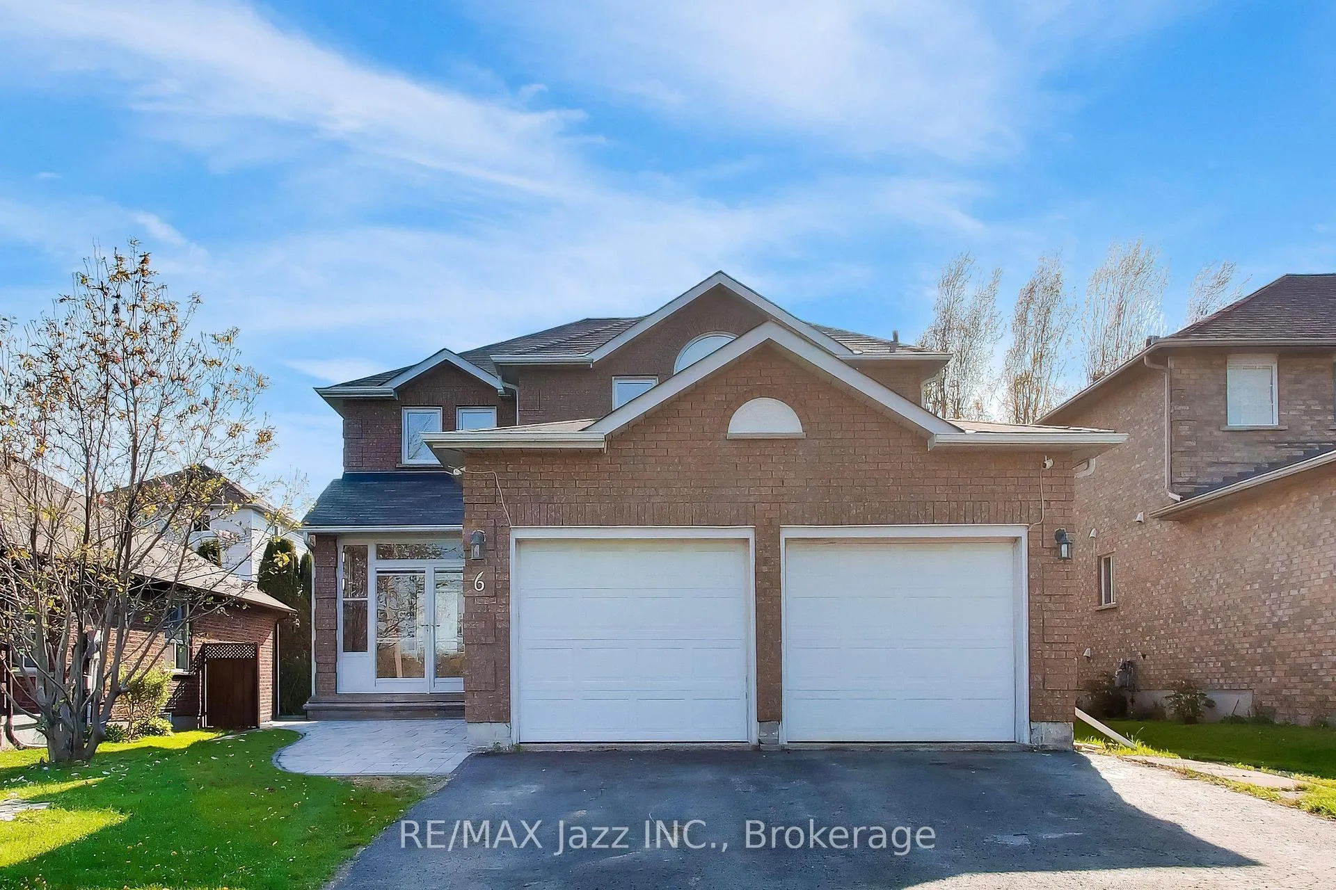 Photo 1 of 6 West Side Drive, Clarington, Bowmanville — HOMEH
