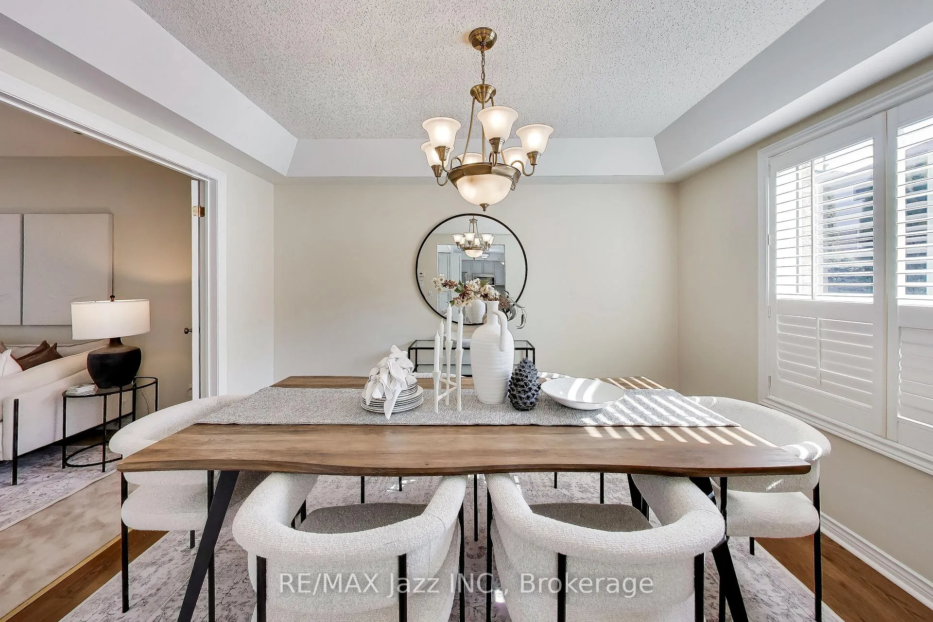 Photo 9 of 6 West Side Drive, Clarington, Bowmanville — HOMEH
