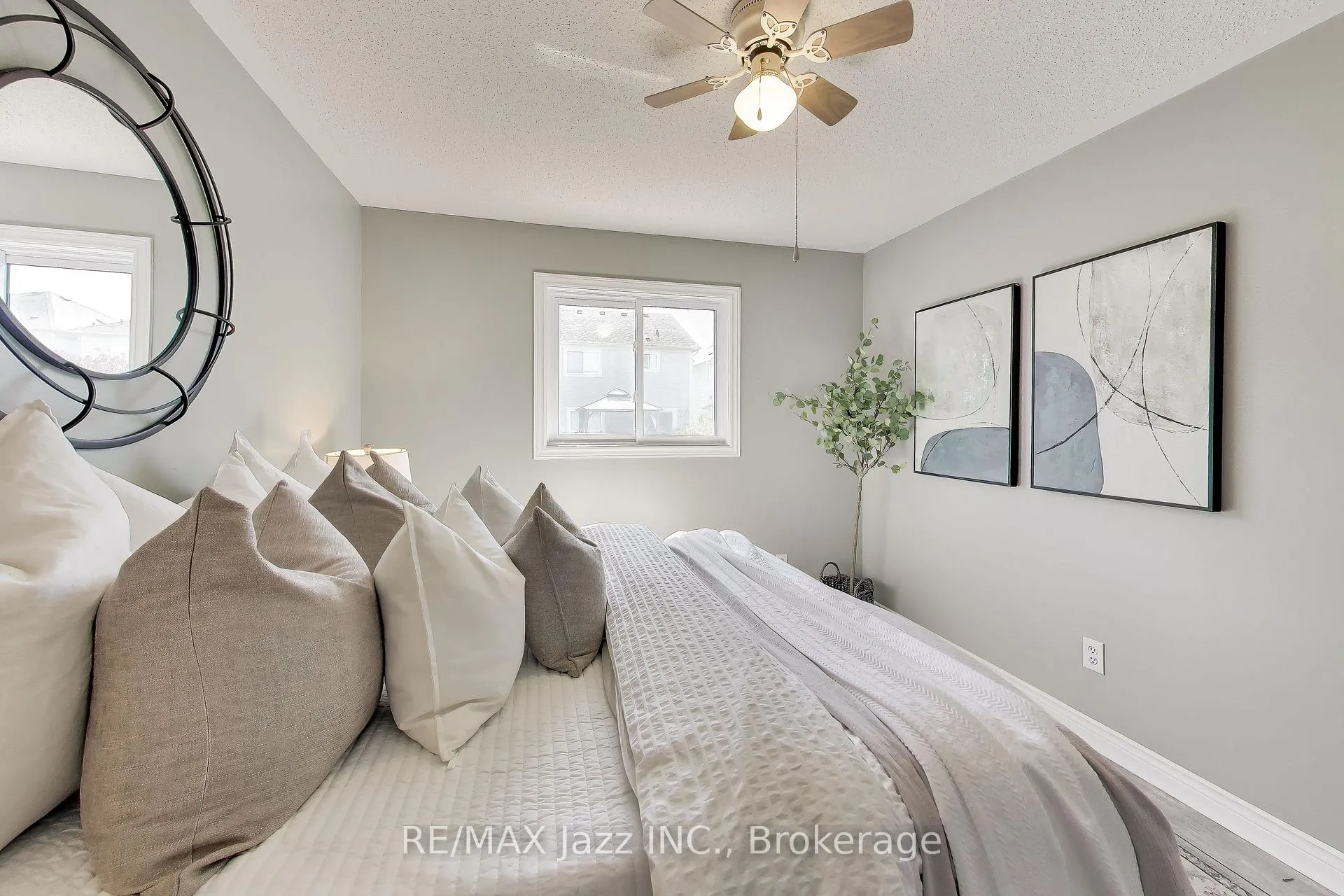 Photo 28 of 6 West Side Drive, Clarington, Bowmanville — HOMEH