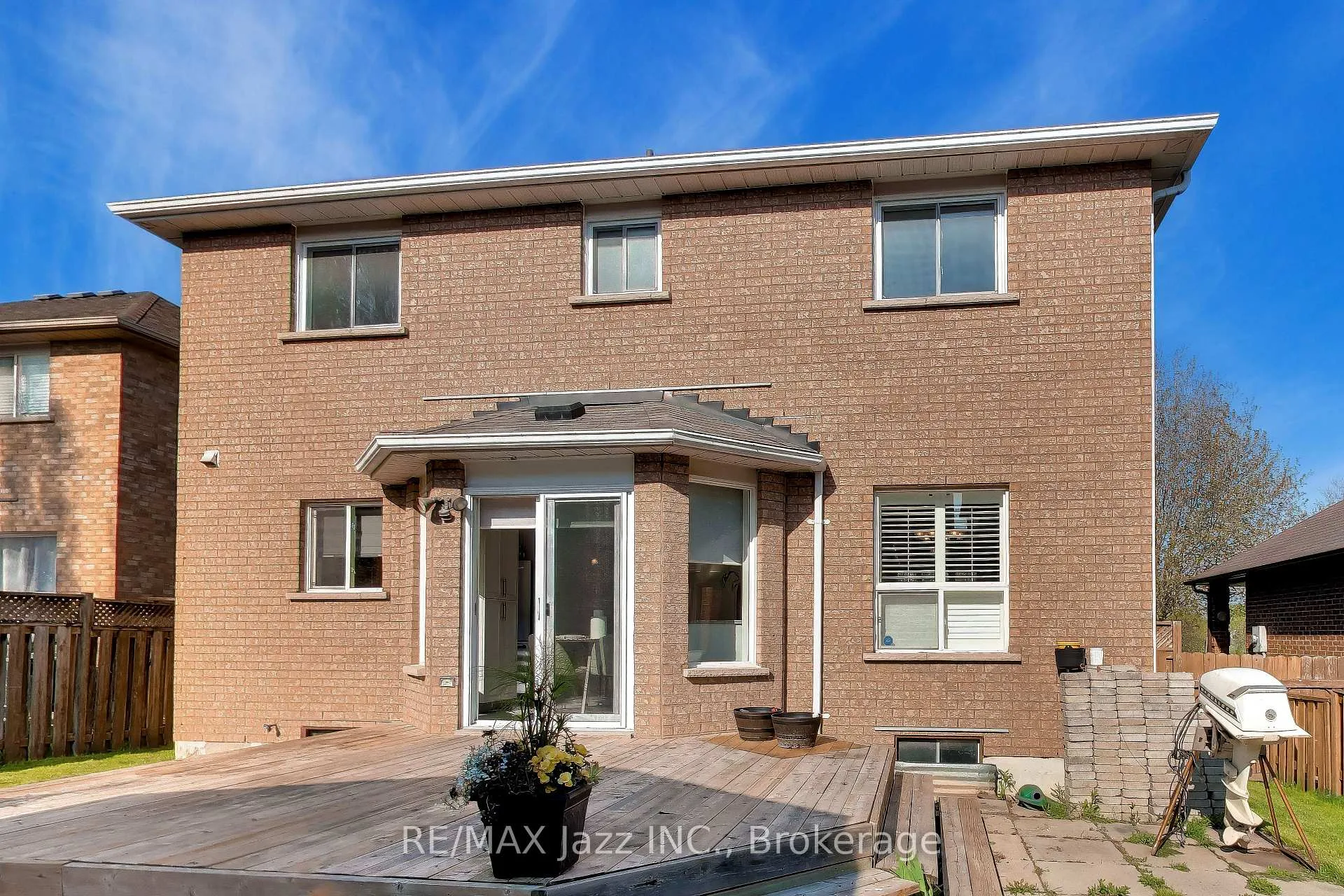 Photo 49 of 6 West Side Drive, Clarington, Bowmanville — HOMEH