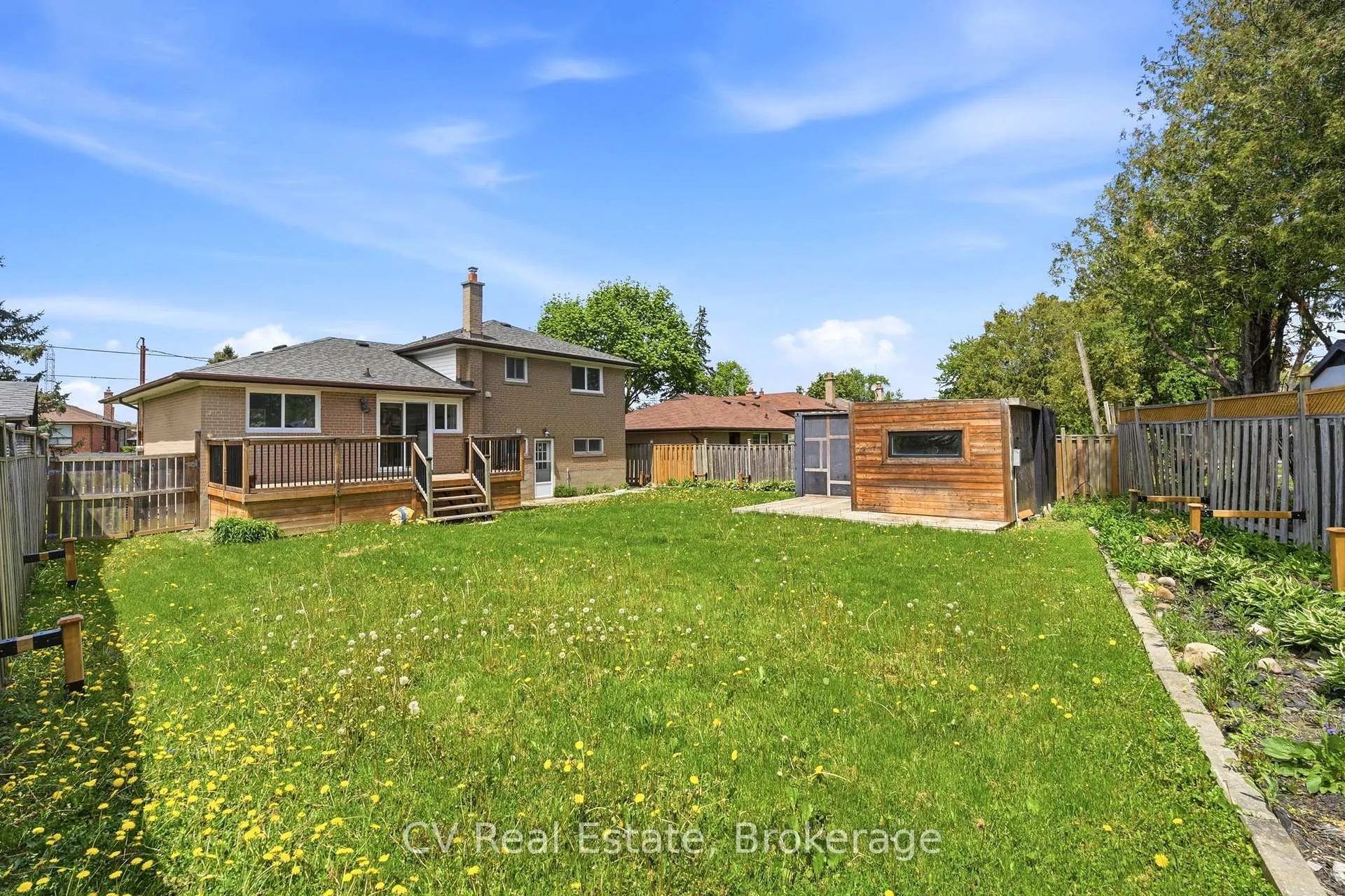 Photo 29 of Unit Upper, 27 Bellegrade Court, North York, Humbermede — HOMEH