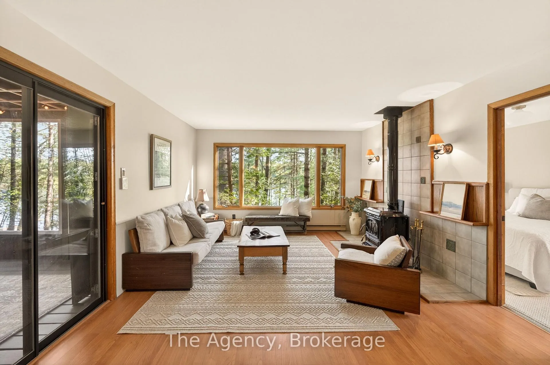 Photo 9 of 21 Redwing Drive S, Gravenhurst, Muskoka (S) — HOMEH
