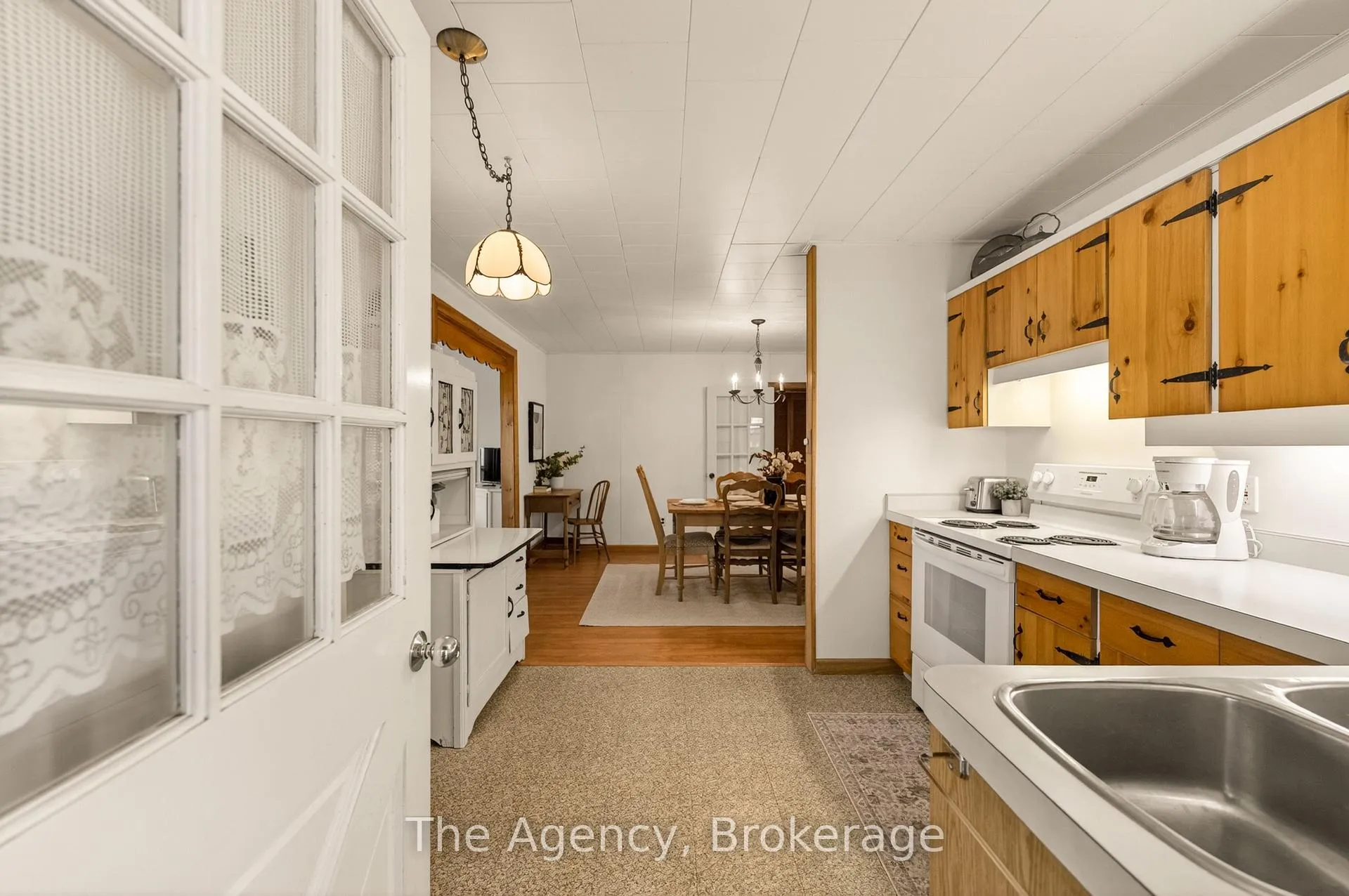 Photo 29 of 21 Redwing Drive S, Gravenhurst, Muskoka (S) — HOMEH