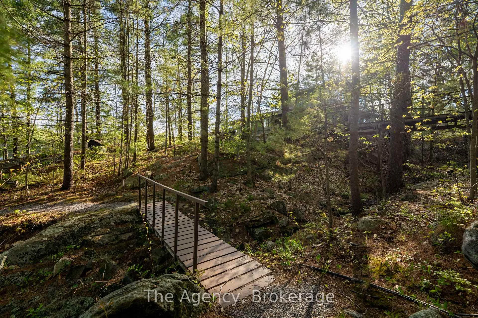 Photo 34 of 21 Redwing Drive S, Gravenhurst, Muskoka (S) — HOMEH