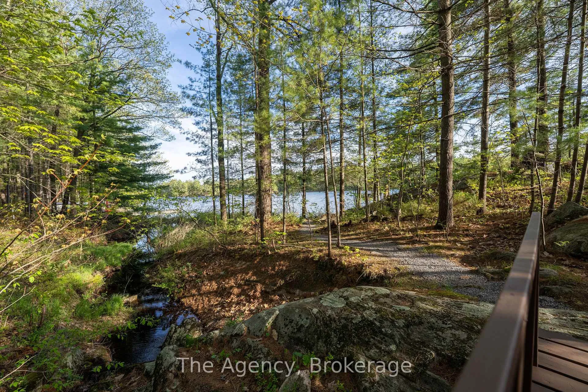 Photo 35 of 21 Redwing Drive S, Gravenhurst, Muskoka (S) — HOMEH