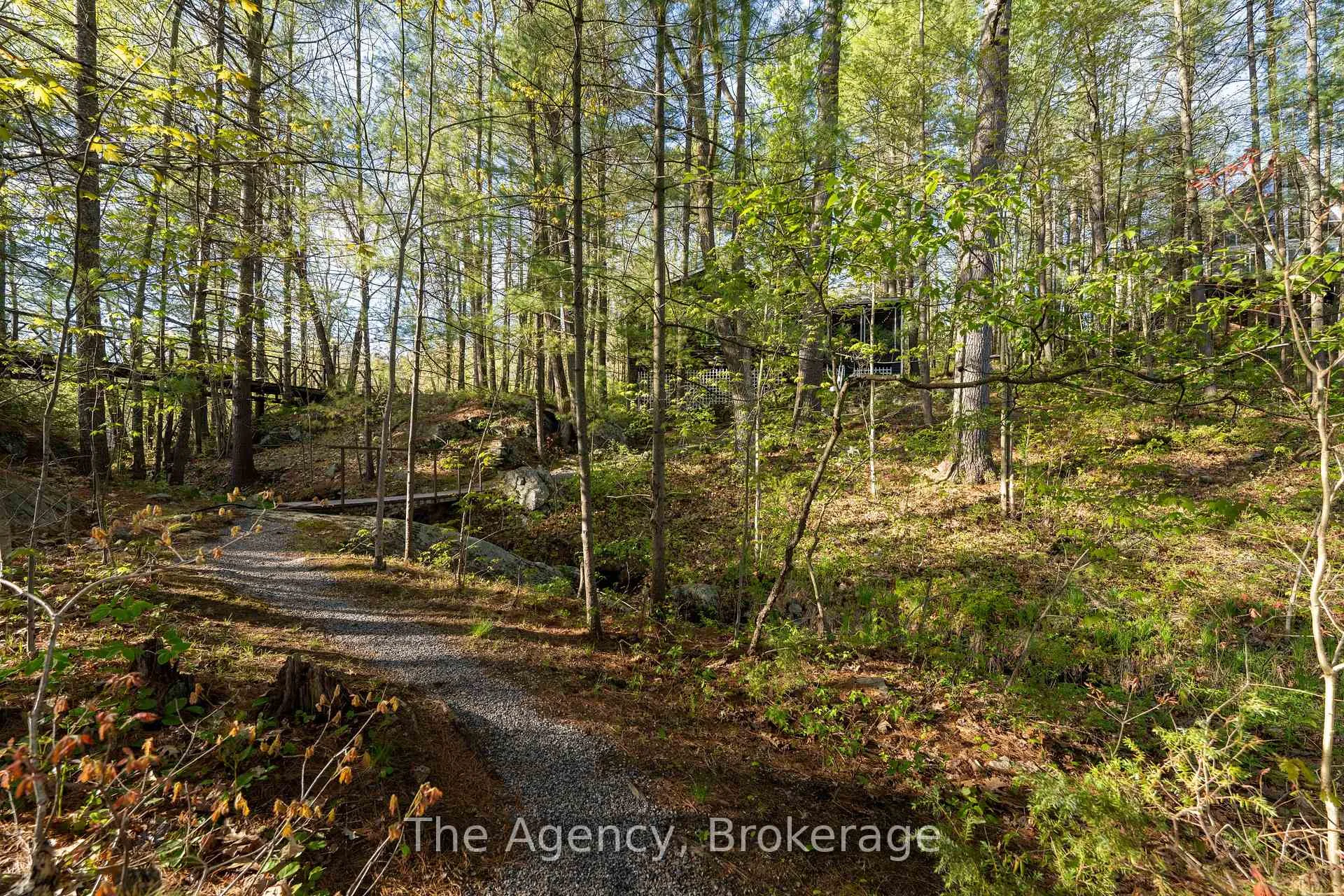 Photo 42 of 21 Redwing Drive S, Gravenhurst, Muskoka (S) — HOMEH