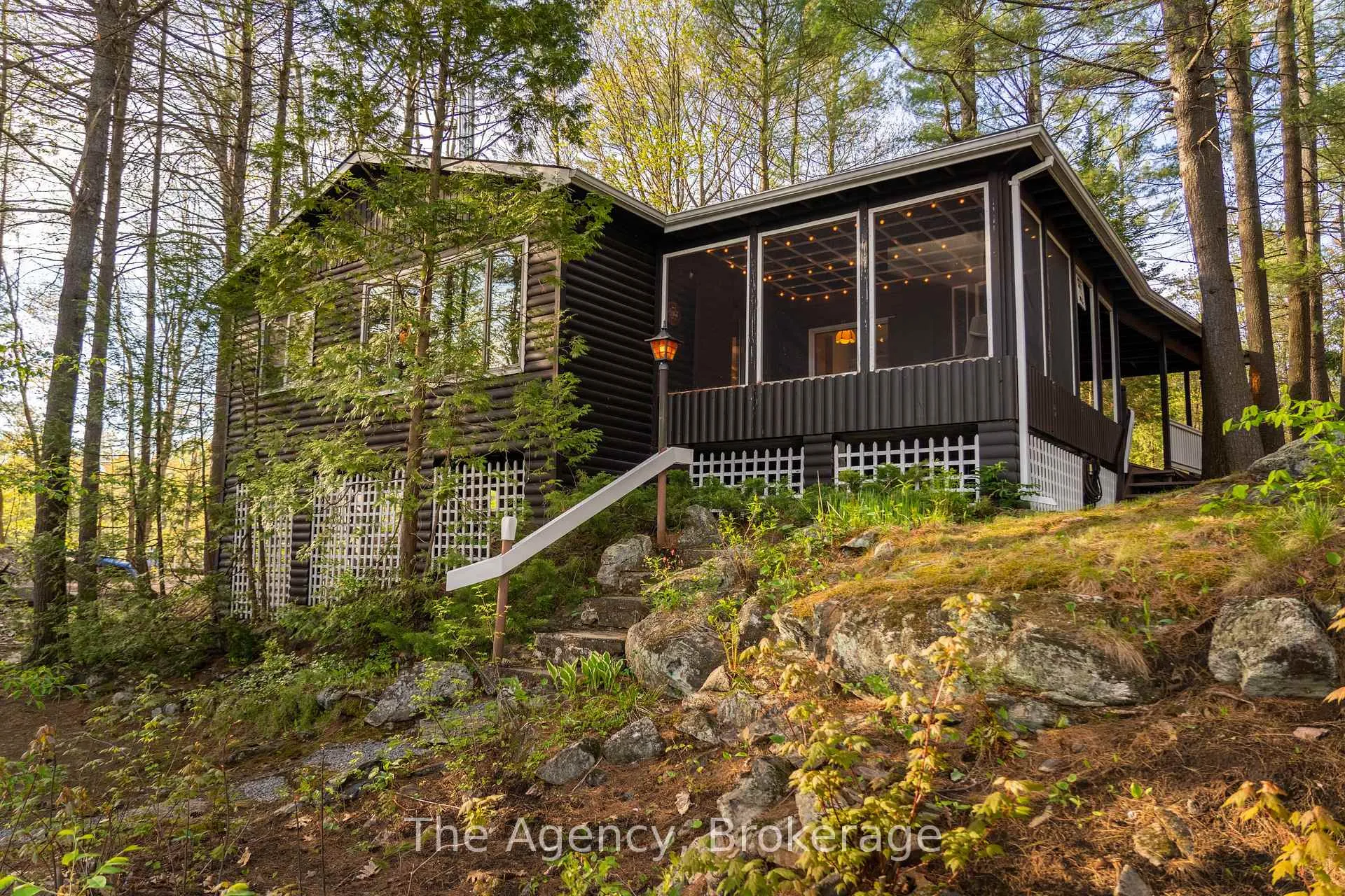Photo 44 of 21 Redwing Drive S, Gravenhurst, Muskoka (S) — HOMEH