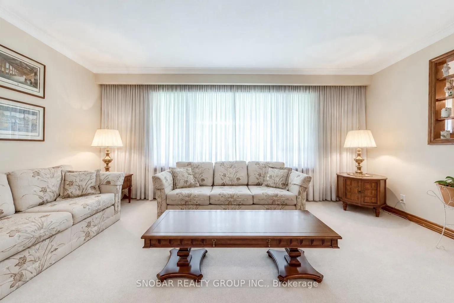 Photo 3 of 22 Norgrove Crescent, Etobicoke, Willowridge-Martingrove-Richview — HOMEH