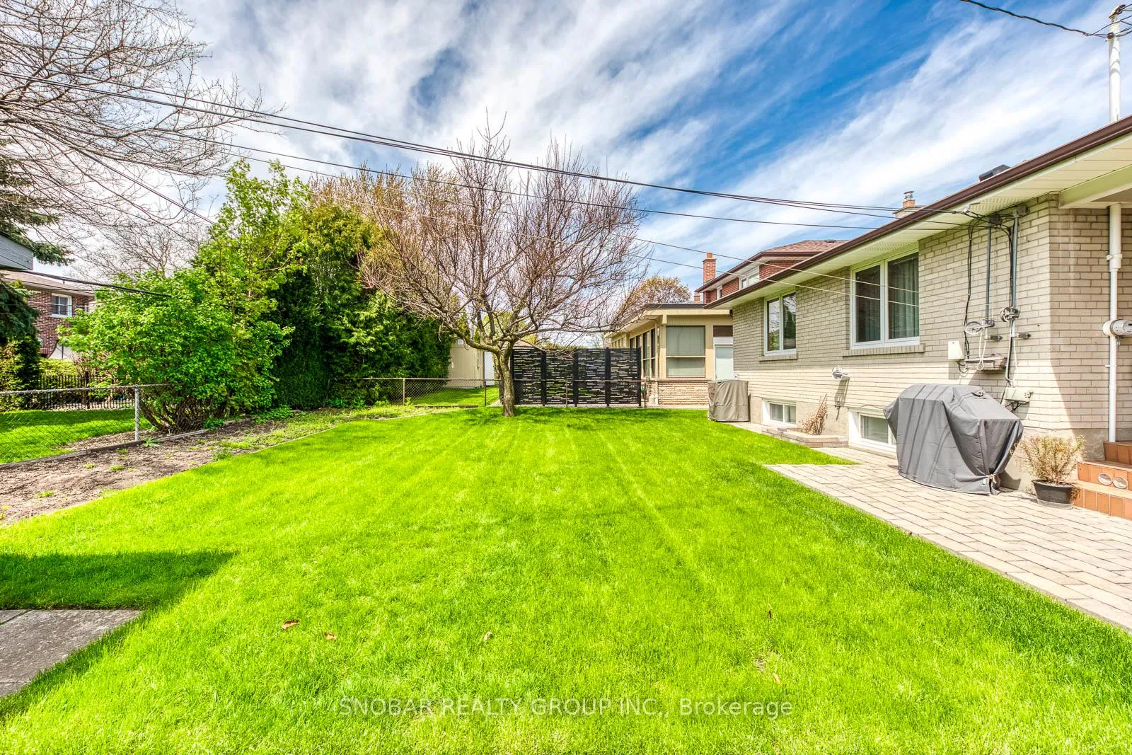 Photo 34 of 22 Norgrove Crescent, Etobicoke, Willowridge-Martingrove-Richview — HOMEH