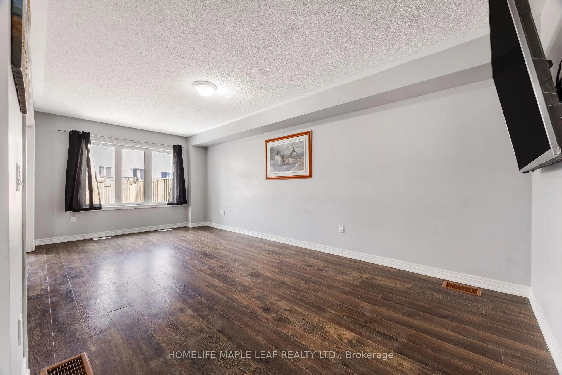 Photo 8 of 756 Cook Crescent, Shelburne — HOMEH
