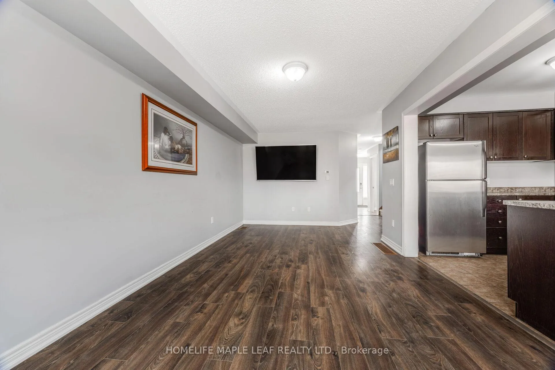 Photo 10 of 756 Cook Crescent, Shelburne — HOMEH