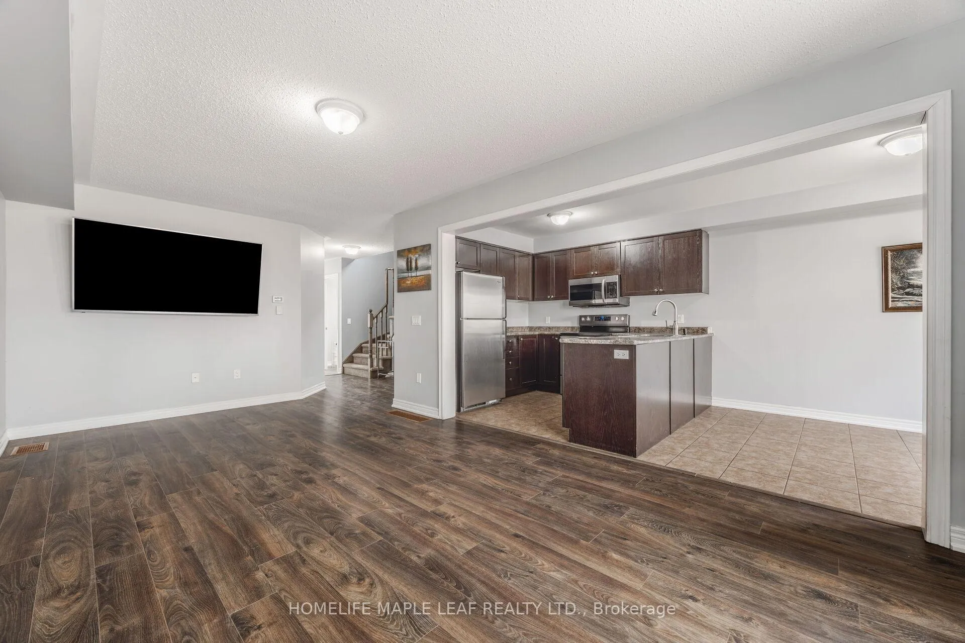 Photo 12 of 756 Cook Crescent, Shelburne — HOMEH