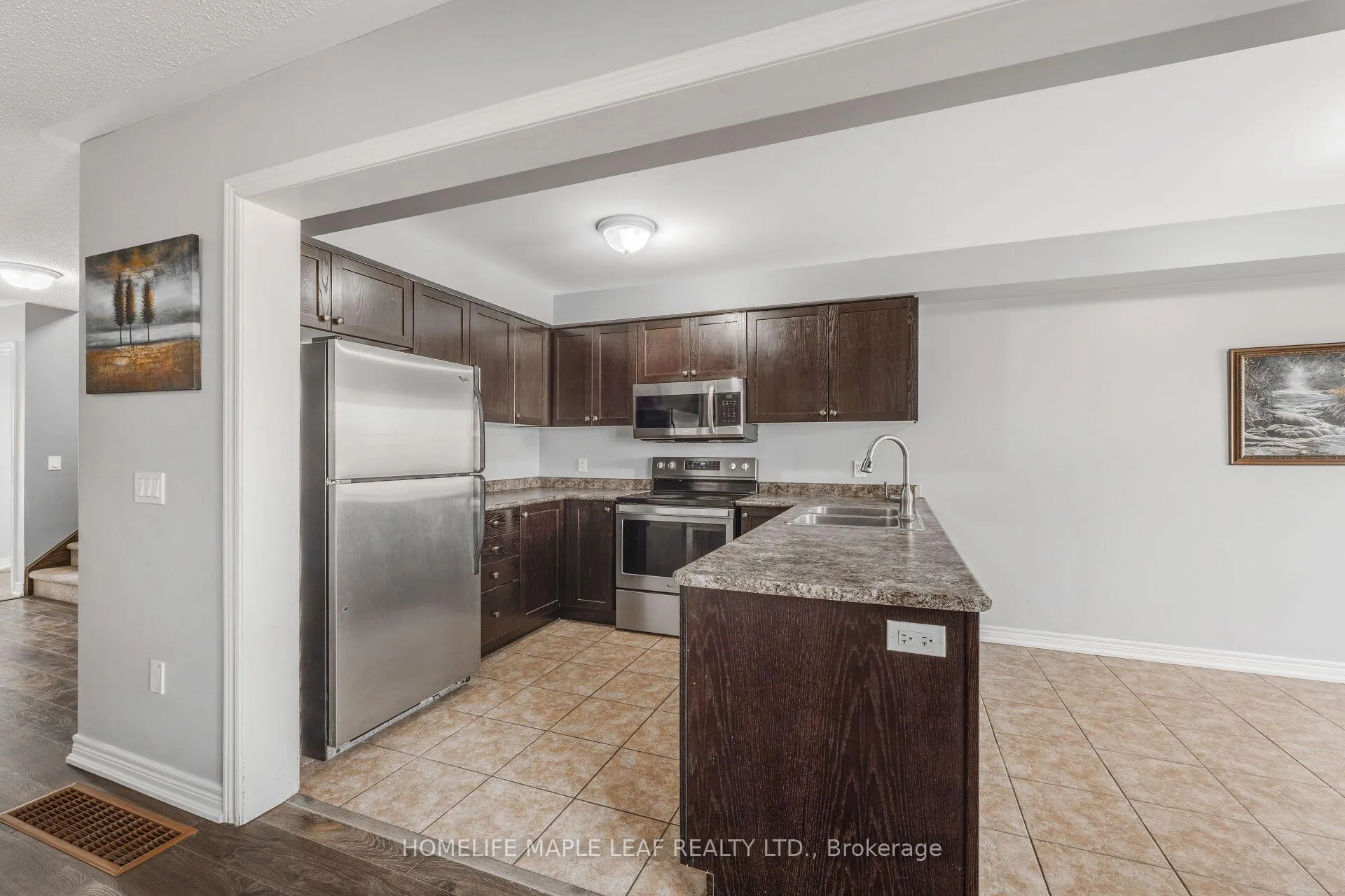 Photo 17 of 756 Cook Crescent, Shelburne — HOMEH