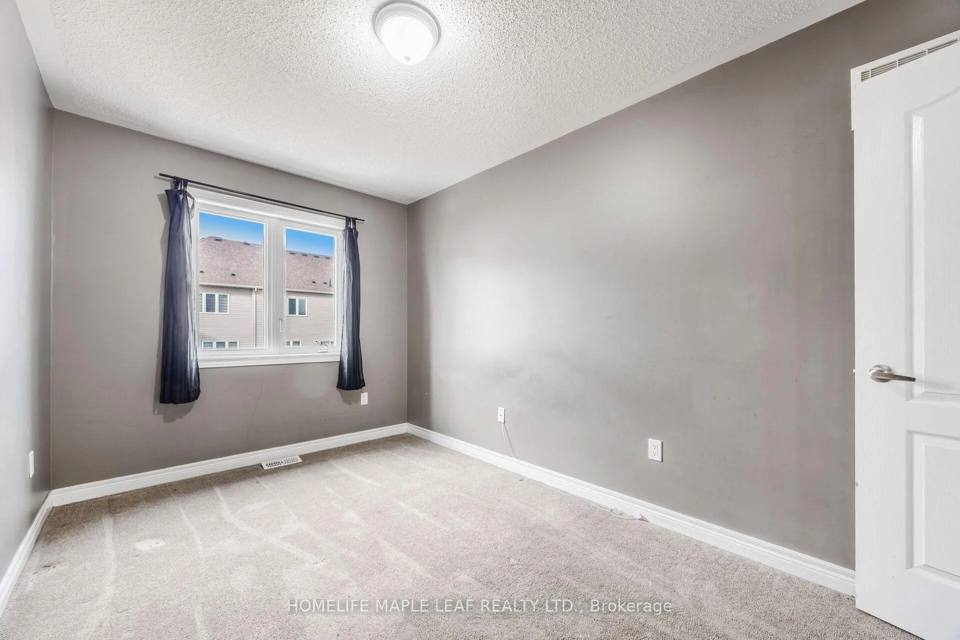 Photo 31 of 756 Cook Crescent, Shelburne — HOMEH