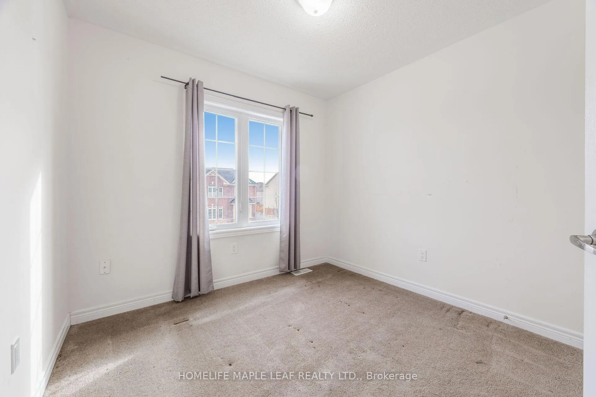 Photo 37 of 756 Cook Crescent, Shelburne — HOMEH