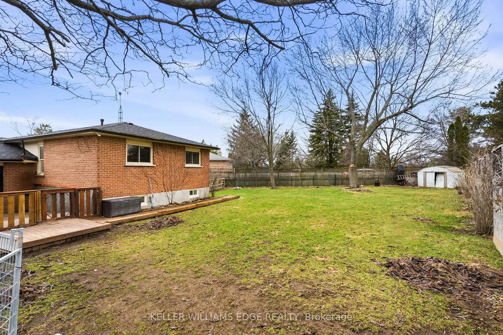 Photo 28 of 21 Milverton Close, Hamilton, Waterdown — HOMEH