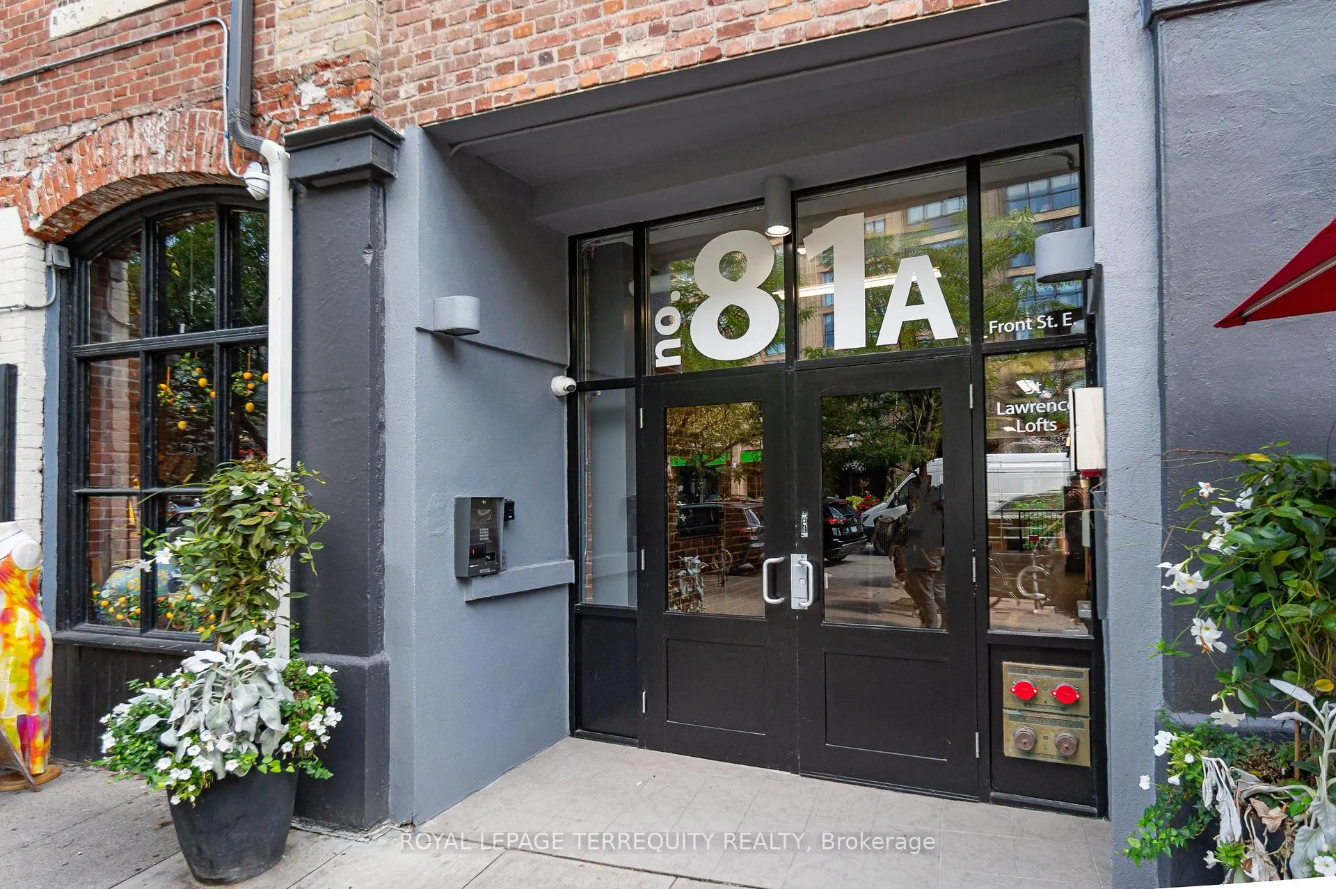 Photo 2 of Unit 409, 81A Front Street E, Toronto, Waterfront Communities — HOMEH