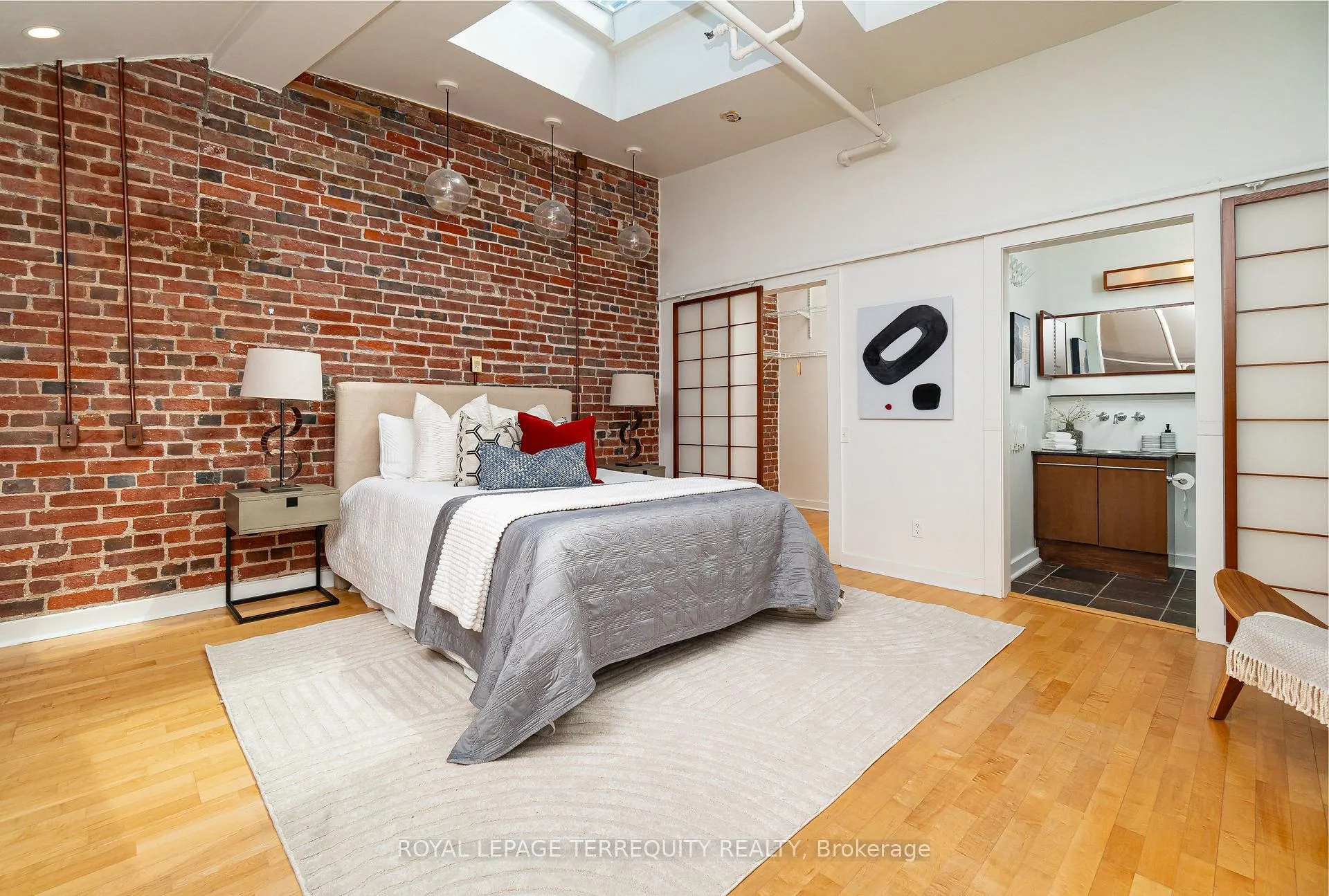 Photo 16 of Unit 409, 81A Front Street E, Toronto, Waterfront Communities — HOMEH