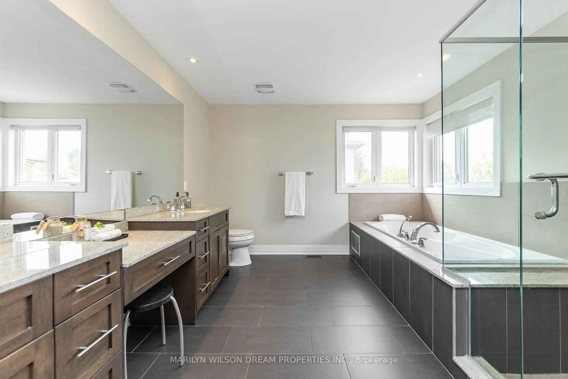 Photo 25 of 2266 Prospect Avenue, Ottawa, Alta Vista — HOMEH