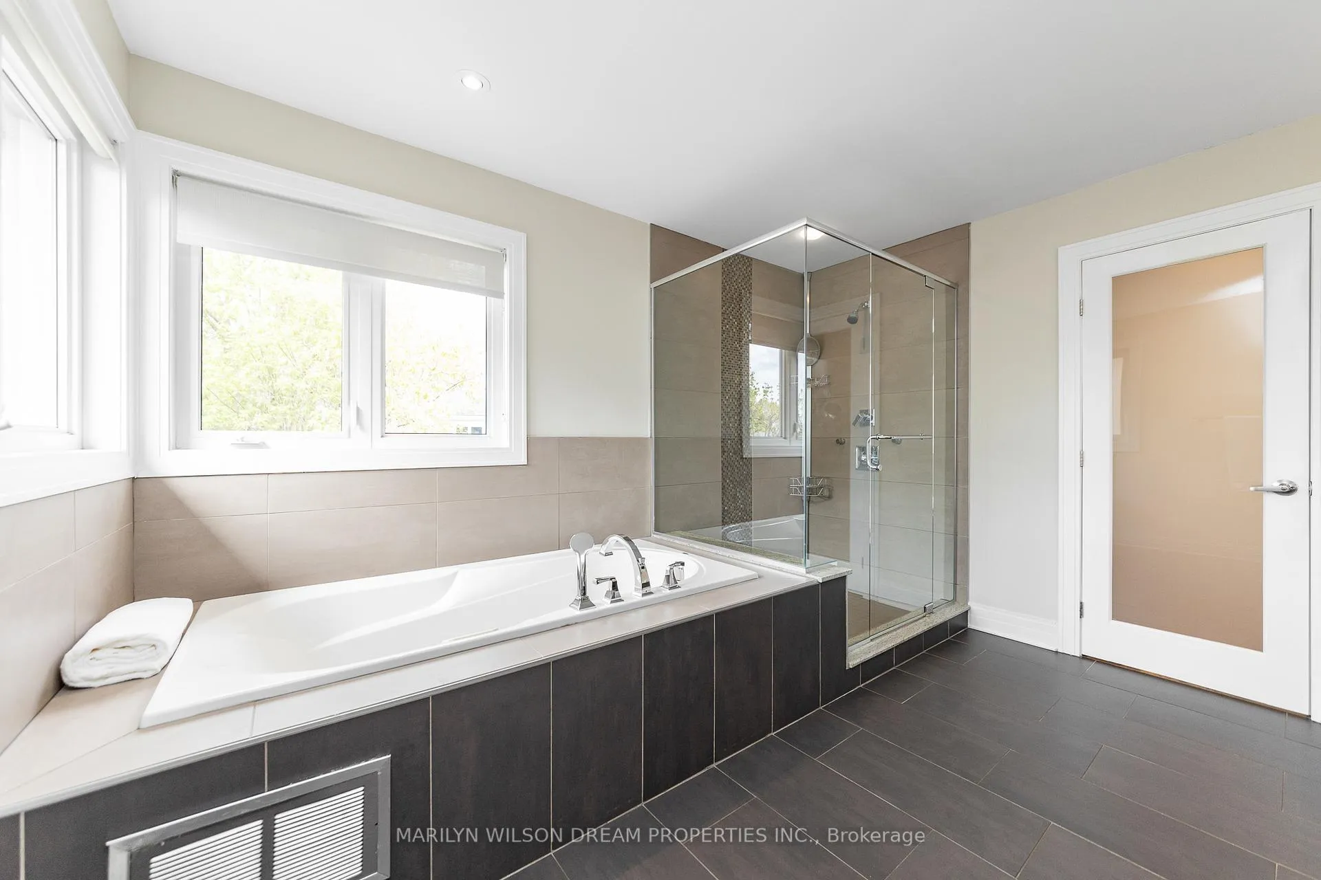 Photo 26 of 2266 Prospect Avenue, Ottawa, Alta Vista — HOMEH