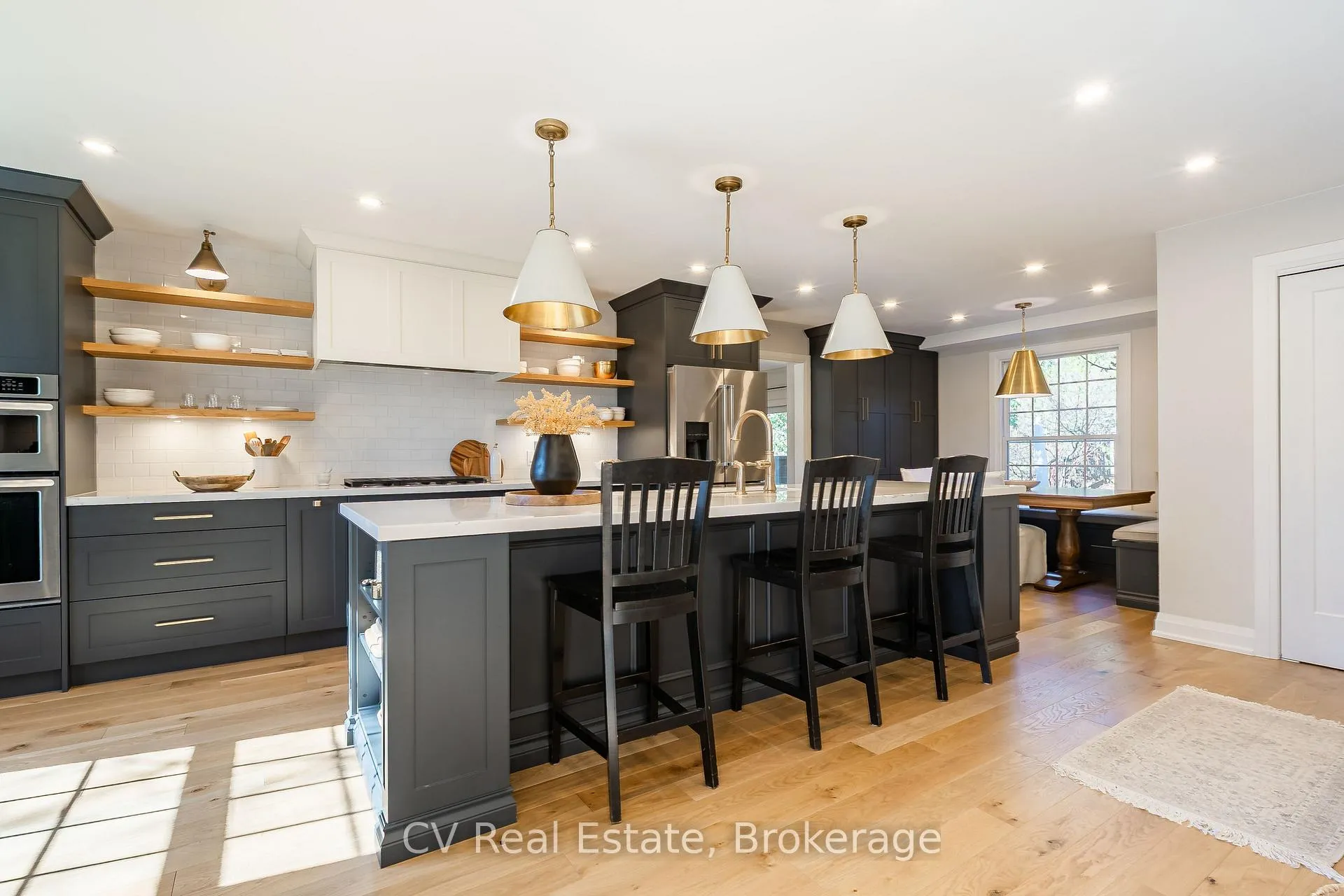 Photo 7 of 1149 Crofton Way, Burlington, Tyandaga — HOMEH