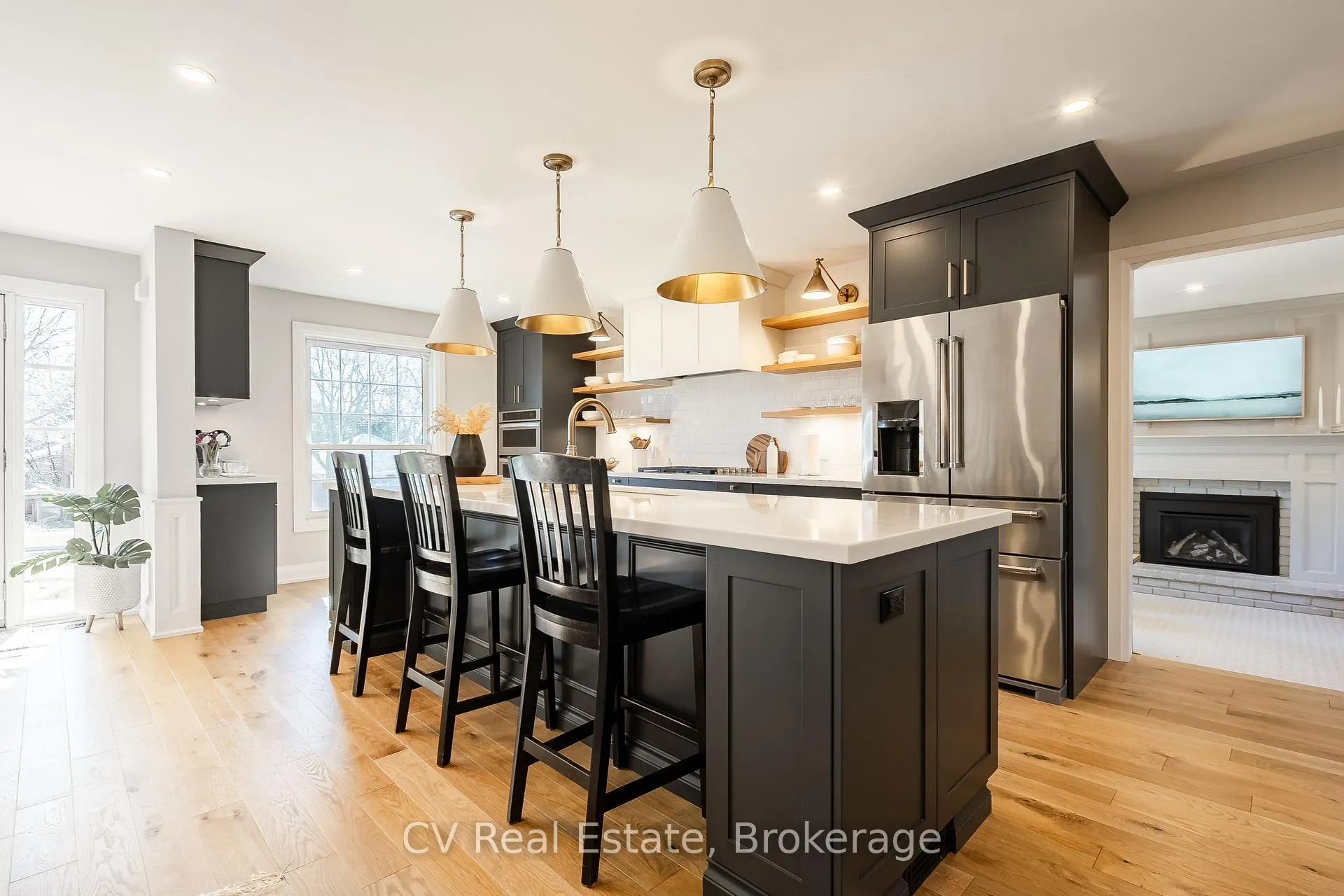 Photo 8 of 1149 Crofton Way, Burlington, Tyandaga — HOMEH