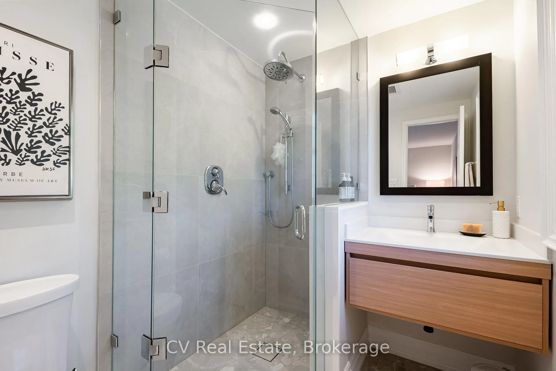 Photo 36 of 1149 Crofton Way, Burlington, Tyandaga — HOMEH