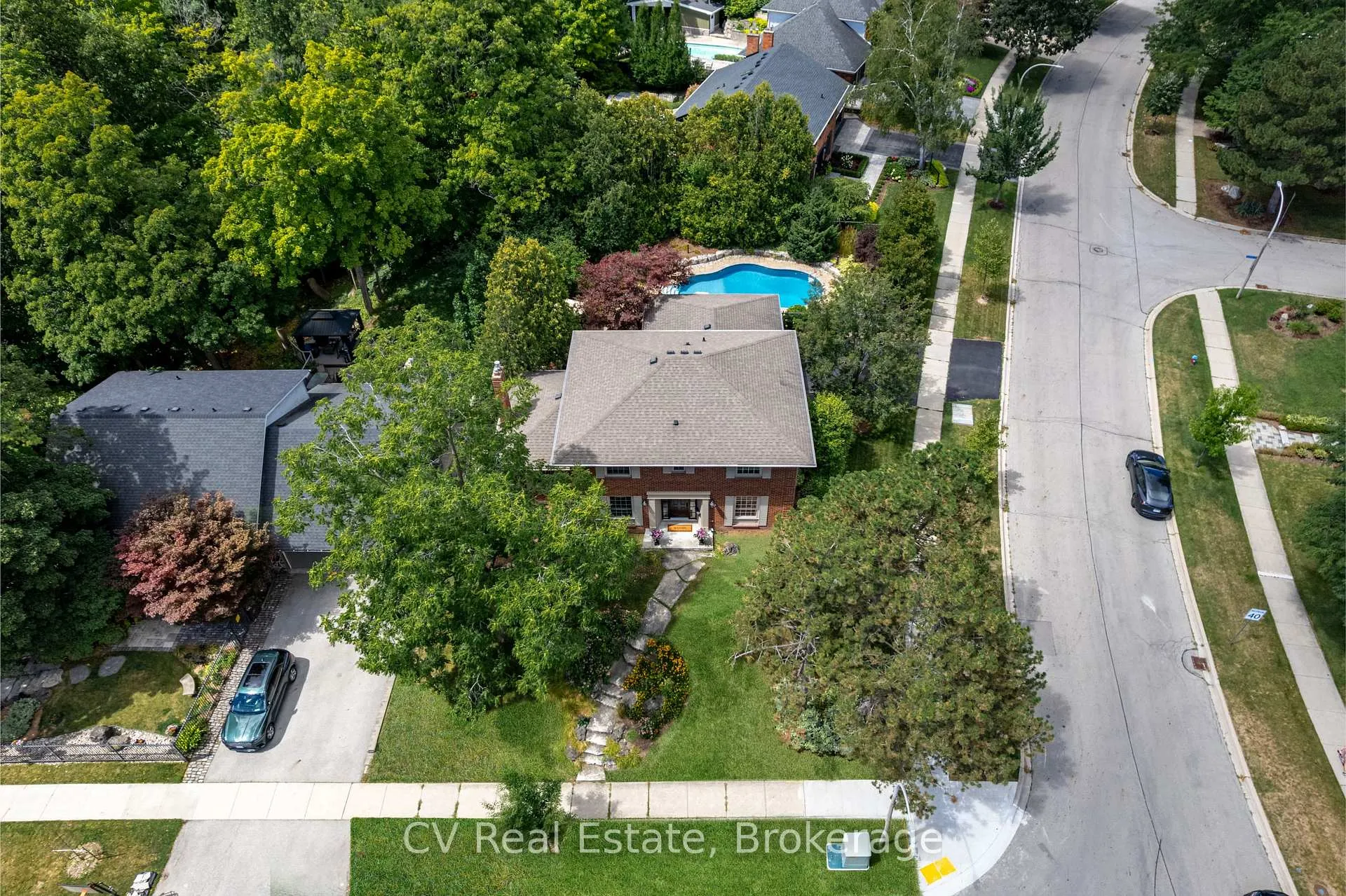 Photo 47 of 1149 Crofton Way, Burlington, Tyandaga — HOMEH
