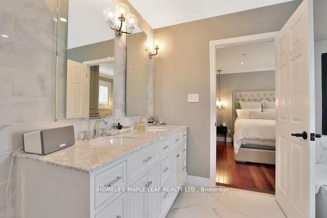 Photo 12 of 1124 Bridge Road, Oakville, West — HOMEH