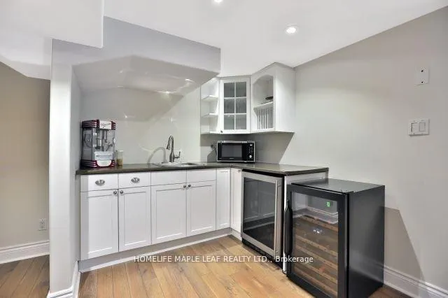 Photo 16 of 1124 Bridge Road, Oakville, West — HOMEH