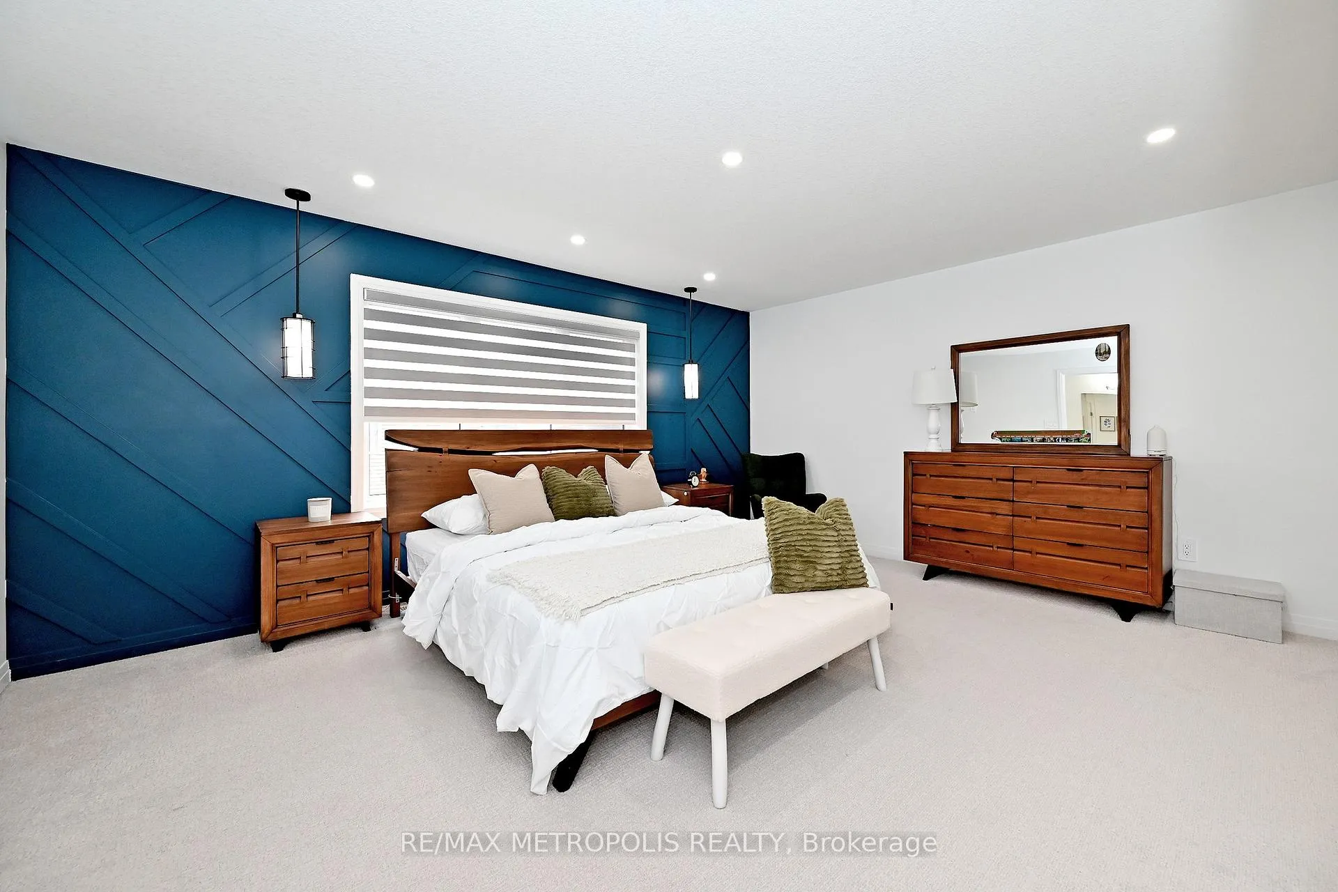 Photo 21 of 14 Jenner Drive, Brant, South Dumfries — HOMEH