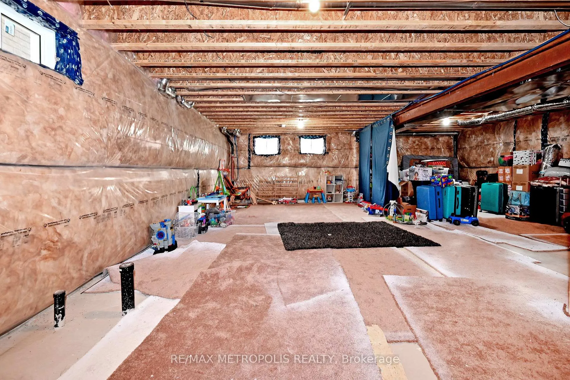 Photo 37 of 14 Jenner Drive, Brant, South Dumfries — HOMEH