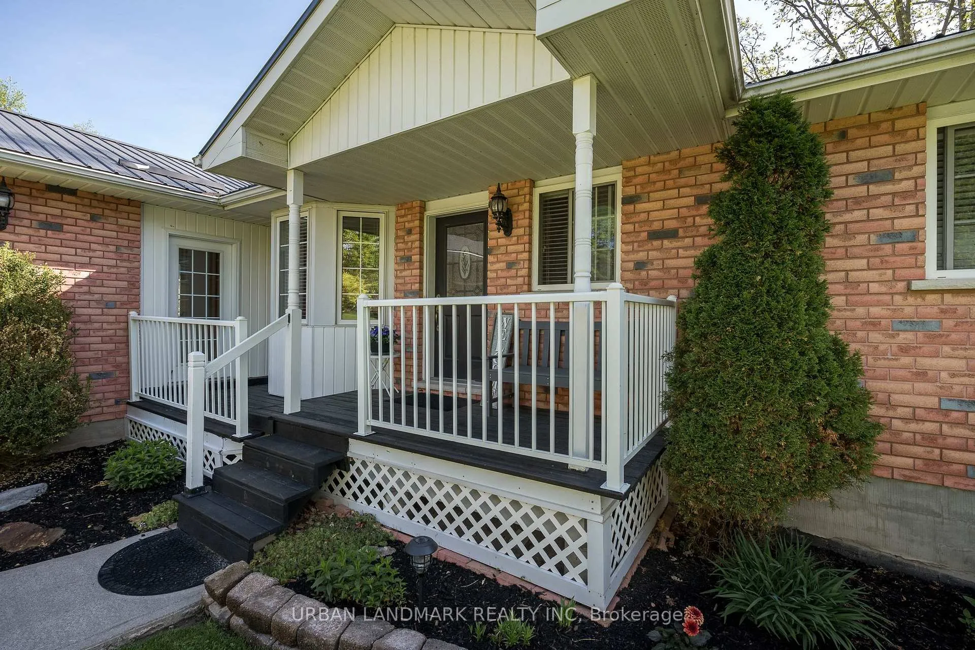 Photo 6 of 35 Nelson Street, Centre Hastings — HOMEH