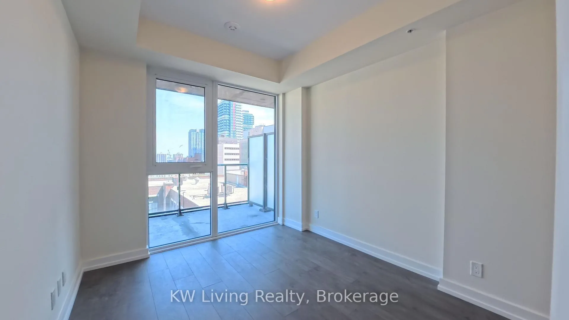 Photo 16 of Unit 904, 75 James Street S, Hamilton, Corktown — HOMEH