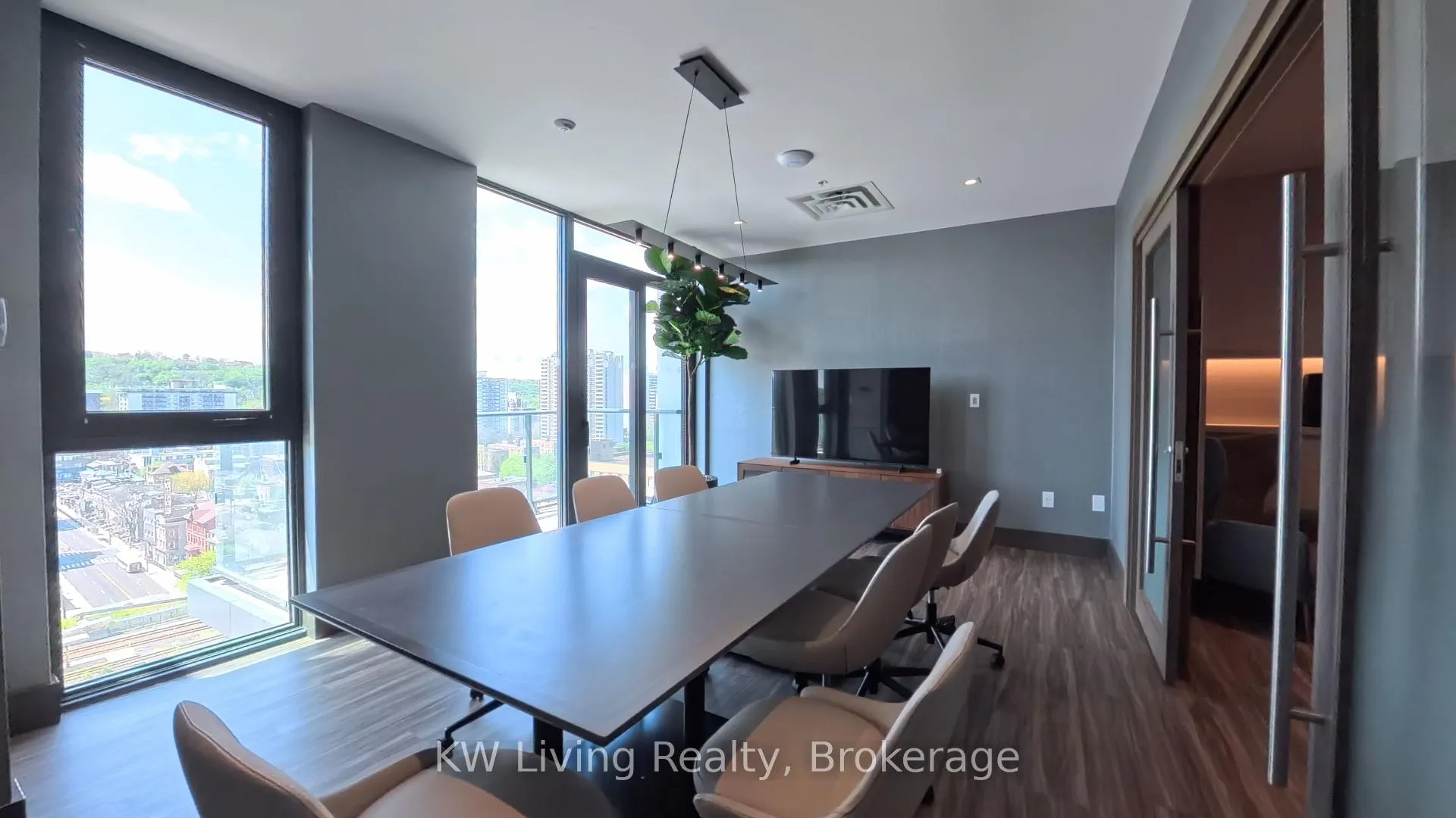 Photo 39 of Unit 904, 75 James Street S, Hamilton, Corktown — HOMEH