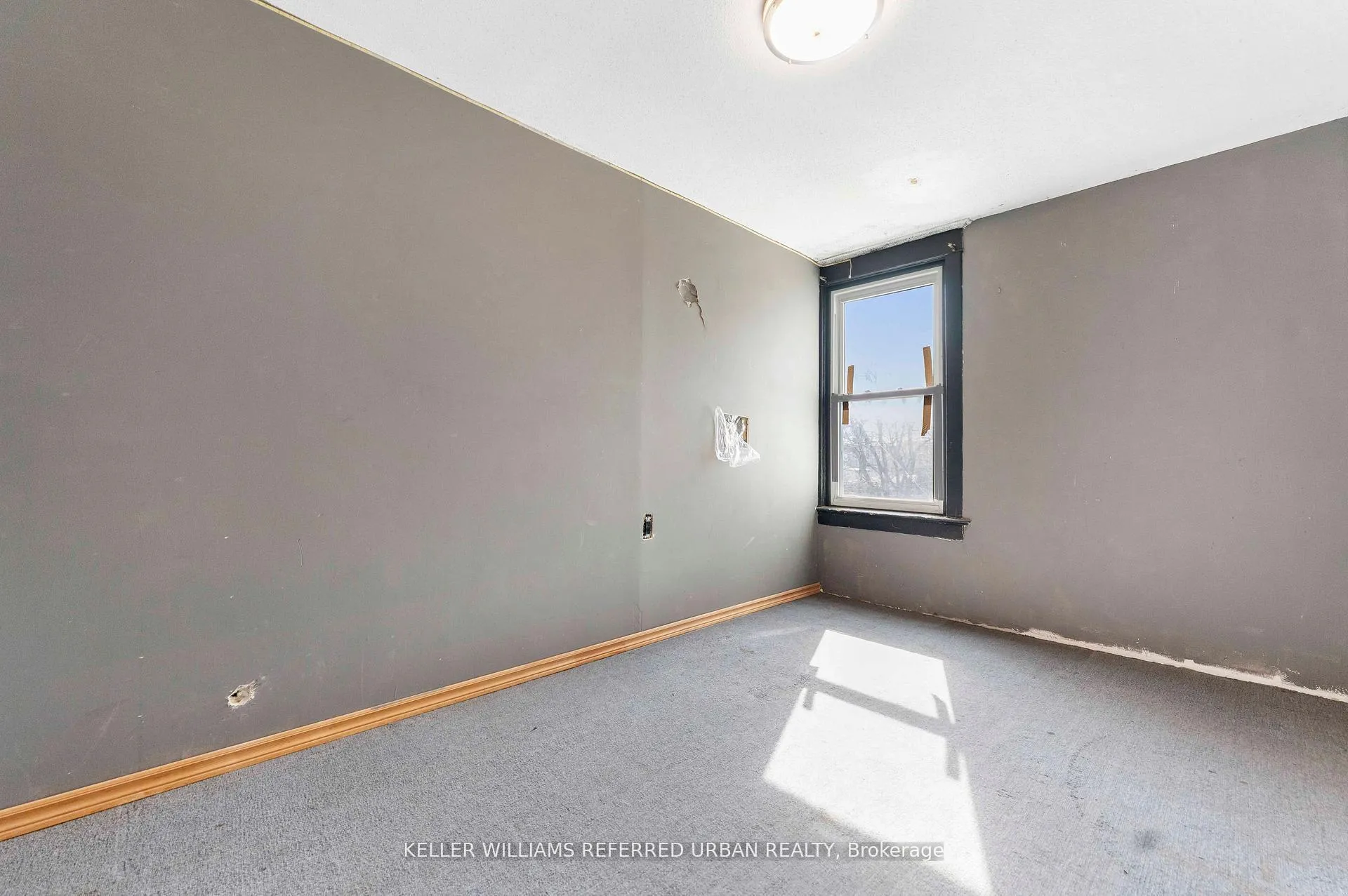 Photo 17 of 8 Woodlee Road, Toronto, East End-Danforth — HOMEH