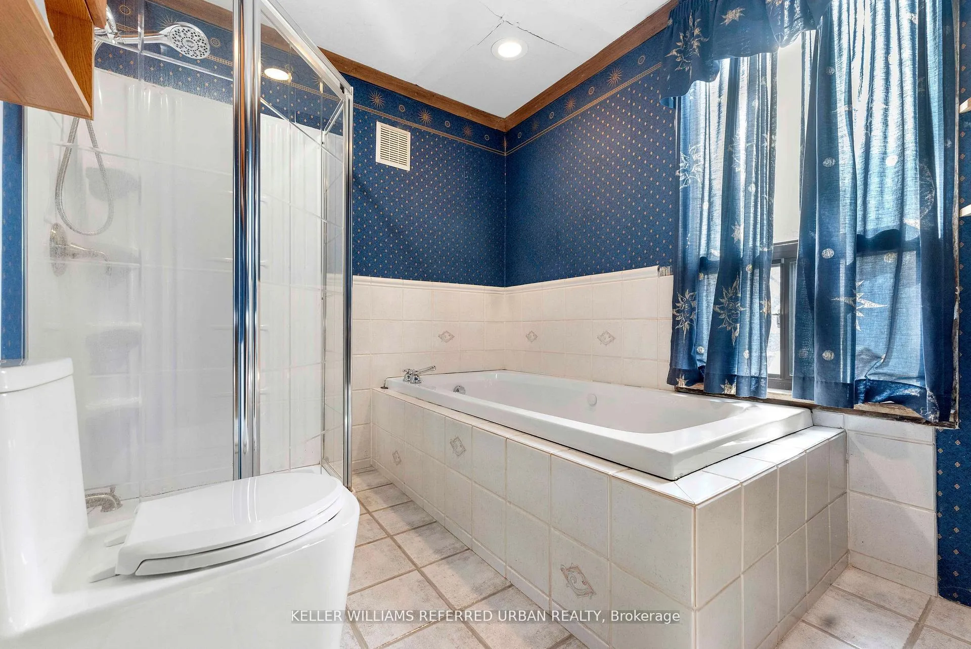 Photo 21 of 8 Woodlee Road, Toronto, East End-Danforth — HOMEH