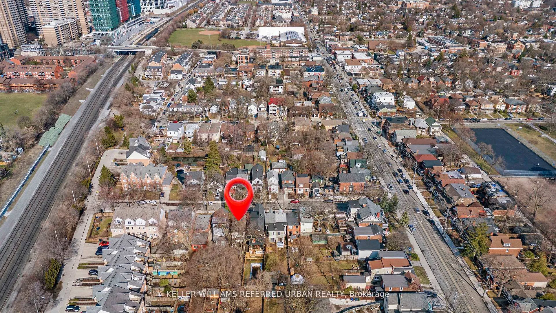 Photo 36 of 8 Woodlee Road, Toronto, East End-Danforth — HOMEH